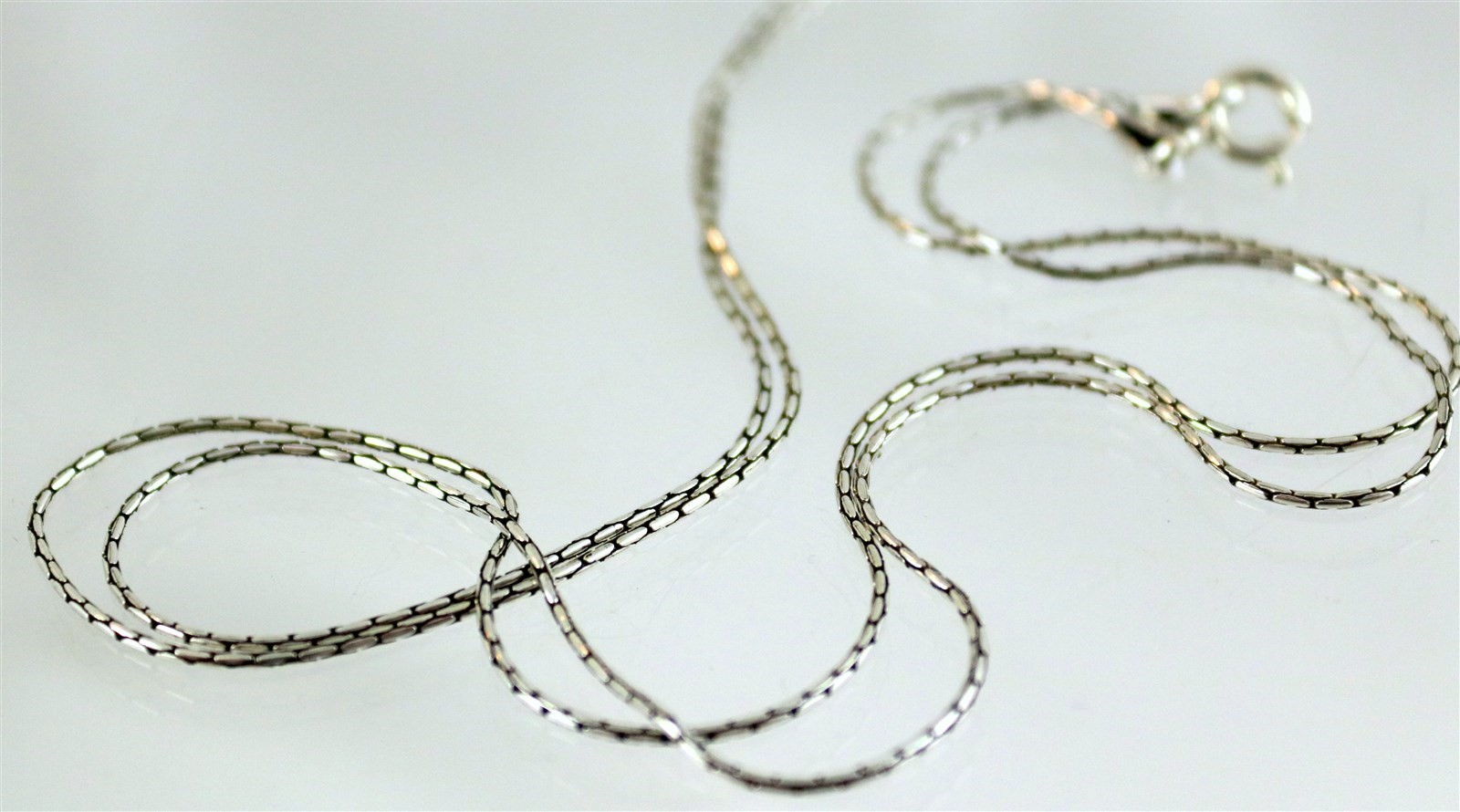 Sterling Silver Round Box Chain 24″ Length Spring Ring Clasp New w/o Tag