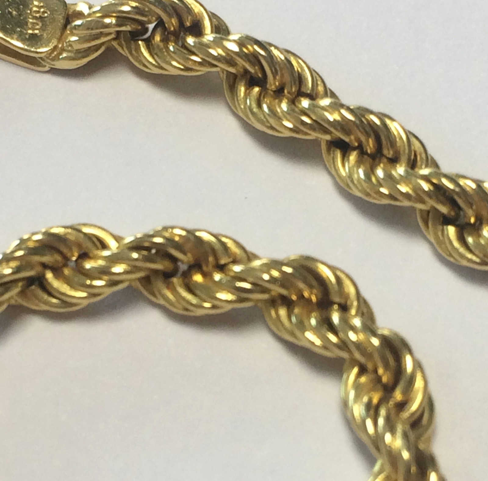 18ct Hallmarked Solid Gold Rope Chain Necklace. Length 20in. 13grams