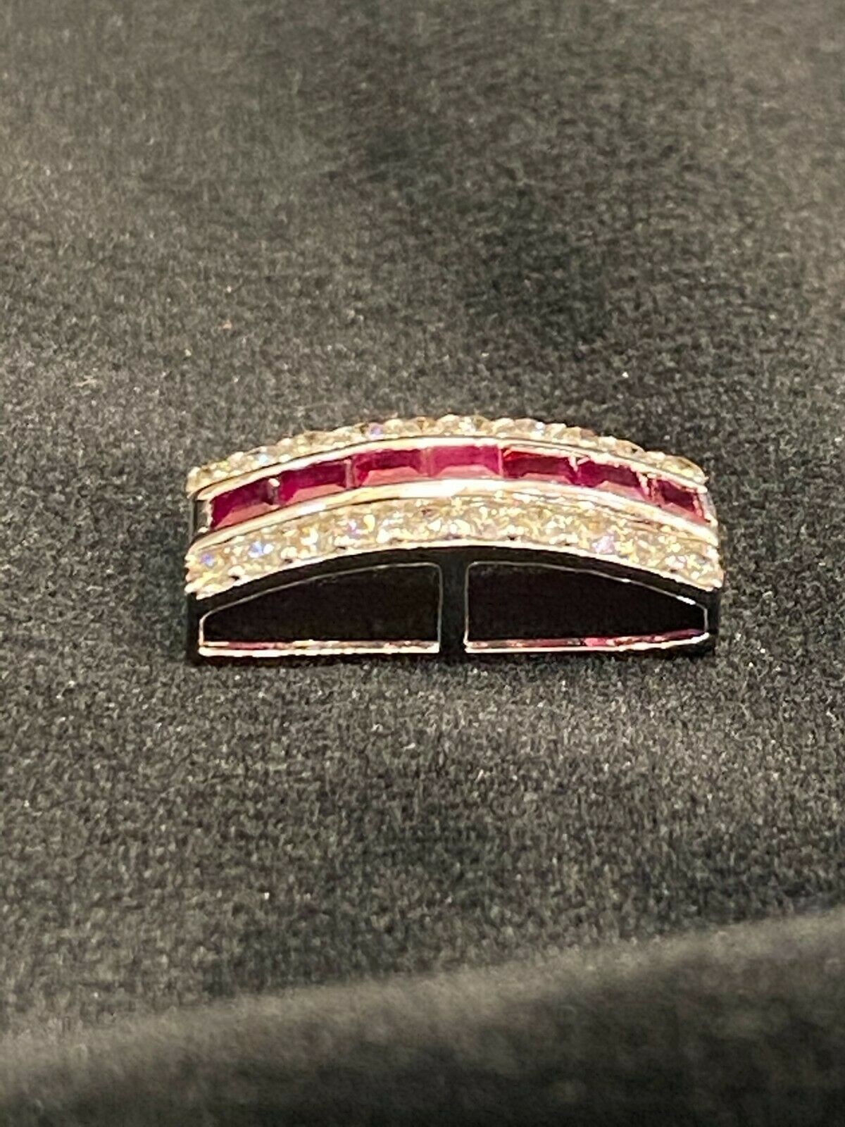 1.32 TCW F/VS1 Round Brilliant Cut Natural Diamonds Ruby Pendant 18K White Gold