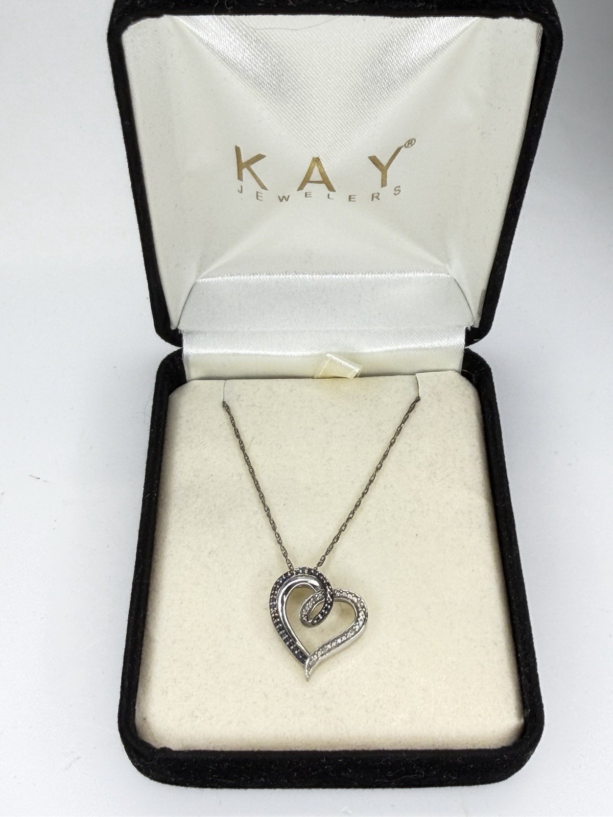 KAY Jewelers Sterling Silver Heart Shaped Black & White Diamond Necklace 18″