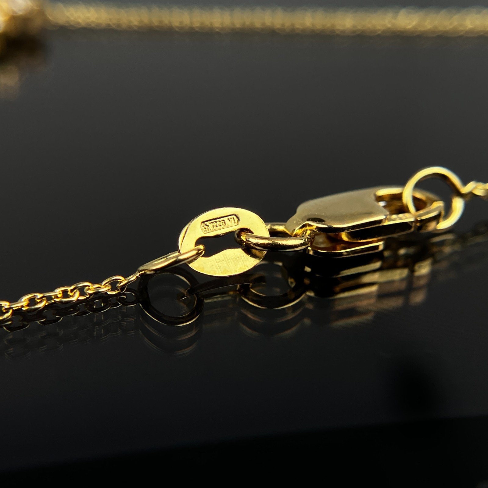 Roberto Coin Tiny Treasures 18k Yellow Gold Diamond Cross Pendant 18″ Necklace