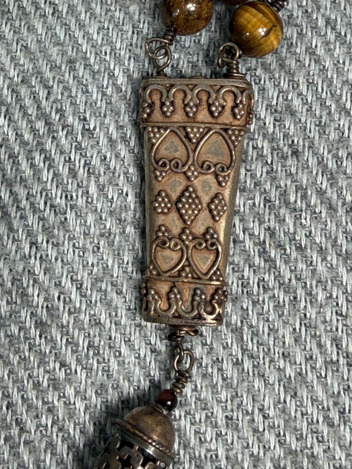 James Avery Retired Openwork Celtic Cross Tiger Eye Coral Bead Necklace 925