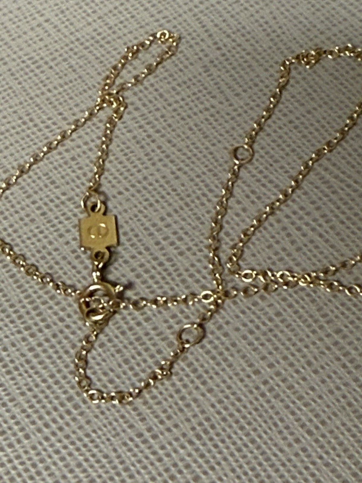 e-newton 14K Gold and Diamond Cross and Chain/ 18 In/ Retails for 525.00