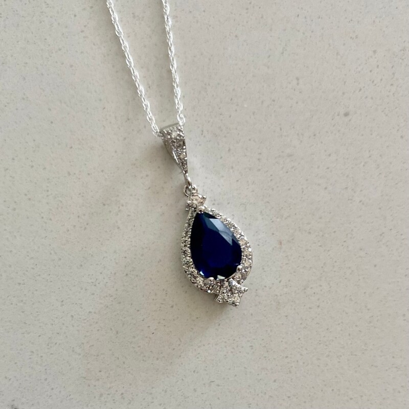 4.00 Ct Pear Cut Natural Sapphire Diamond Beautiful Pendant 14K White Gold
