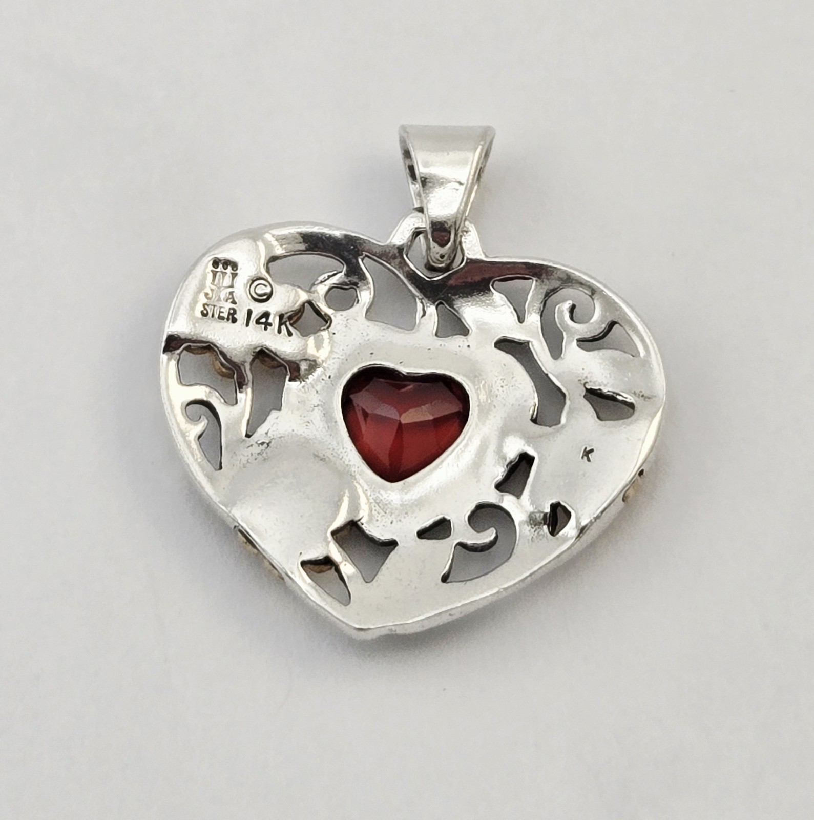 Vintage James Avery Sterling Silver & 14K Gold Garnet Heart Flower Pendant 3.6g
