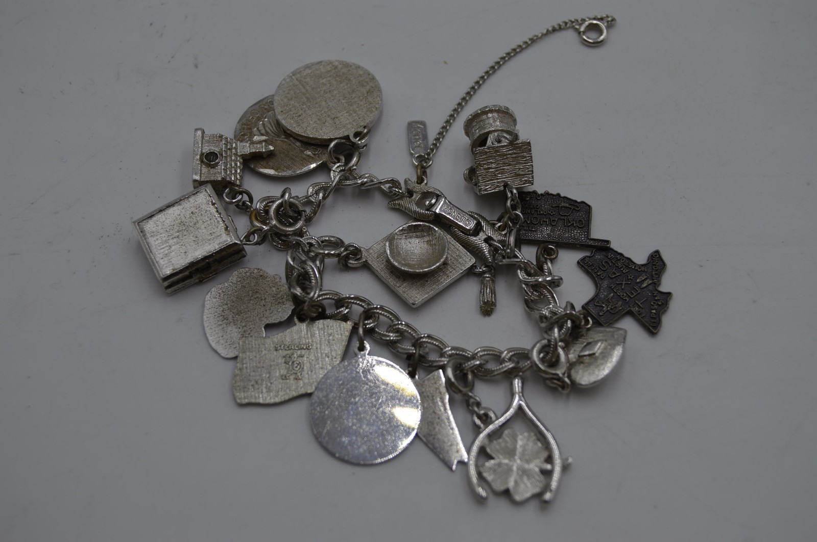 Monet Charm Bracelet W/ 6 Sterling Silver Charms,States,Flag,Santa,7.5″,R14