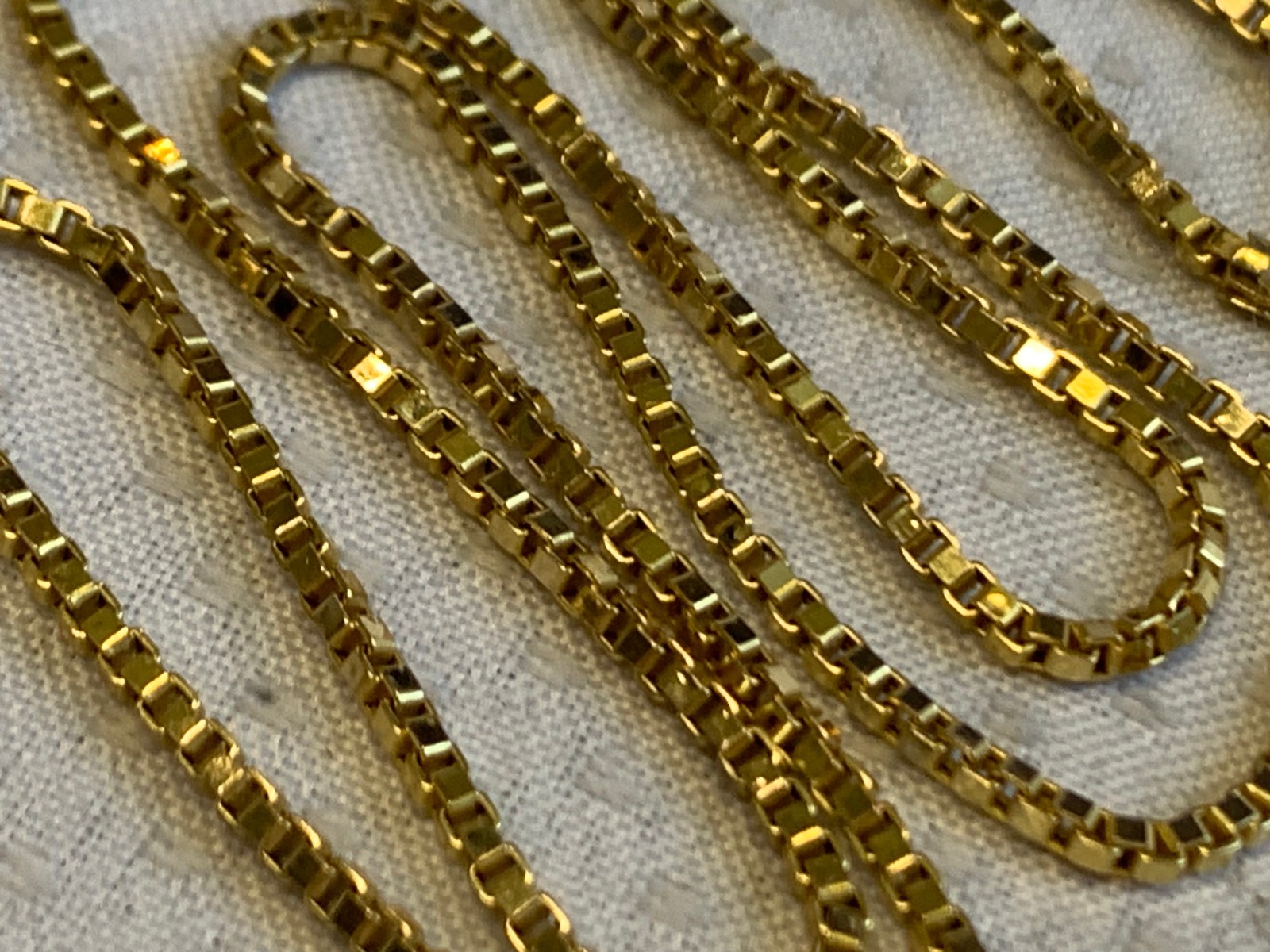 14K Yellow Gold Milor Necklace 3.35g Fine Jewelry 18″ Box Chain Italy
