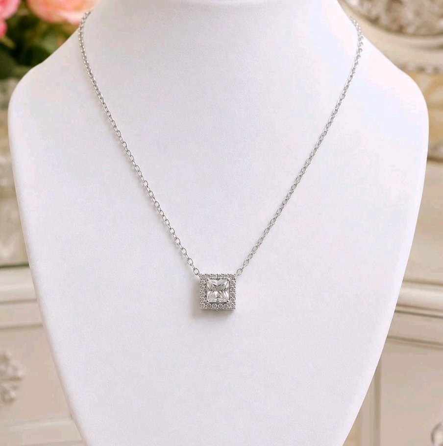 Sterling Silver 925 Necklace .80CTW Moissanite Halo Square Pendant 18″ NWT