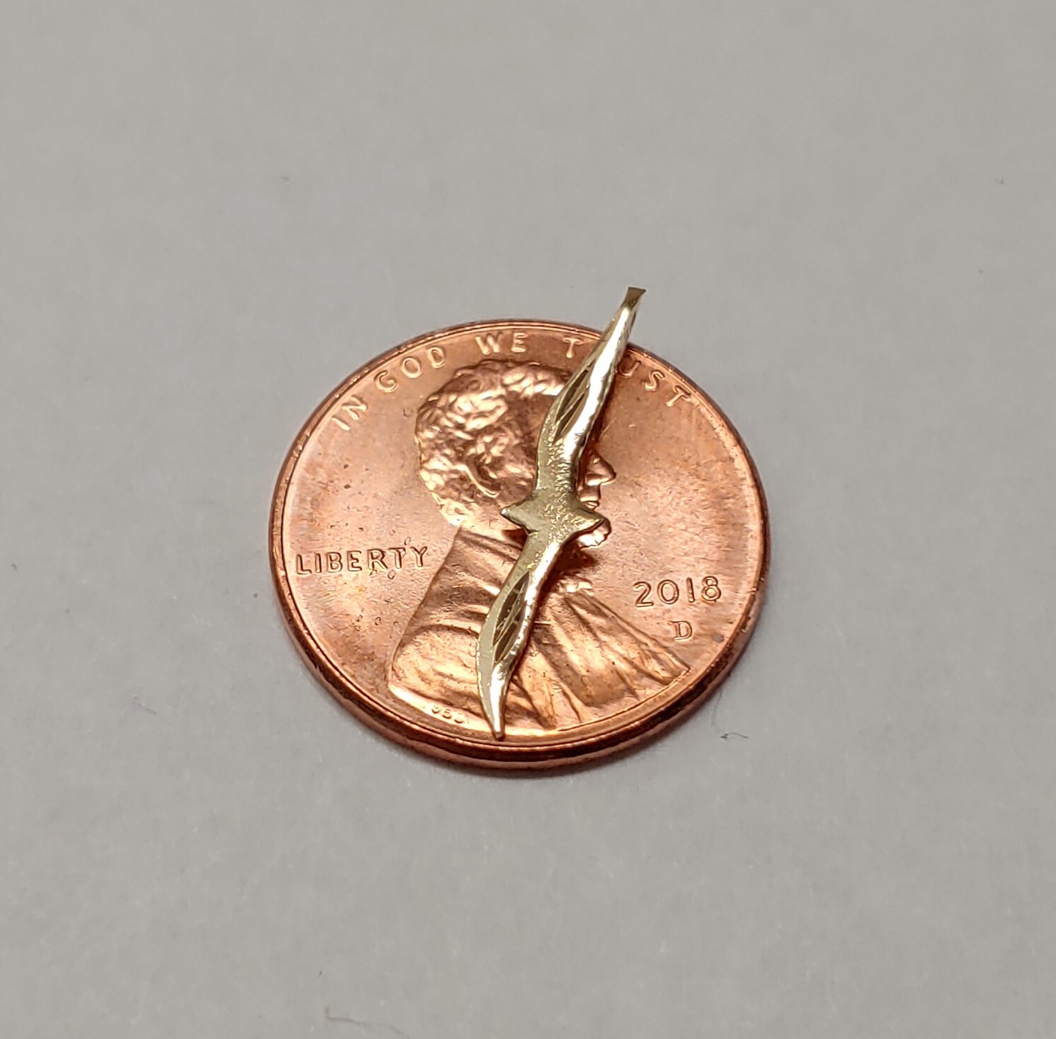 New 14k Yellow Gold Flying Bird Charm Pendant
