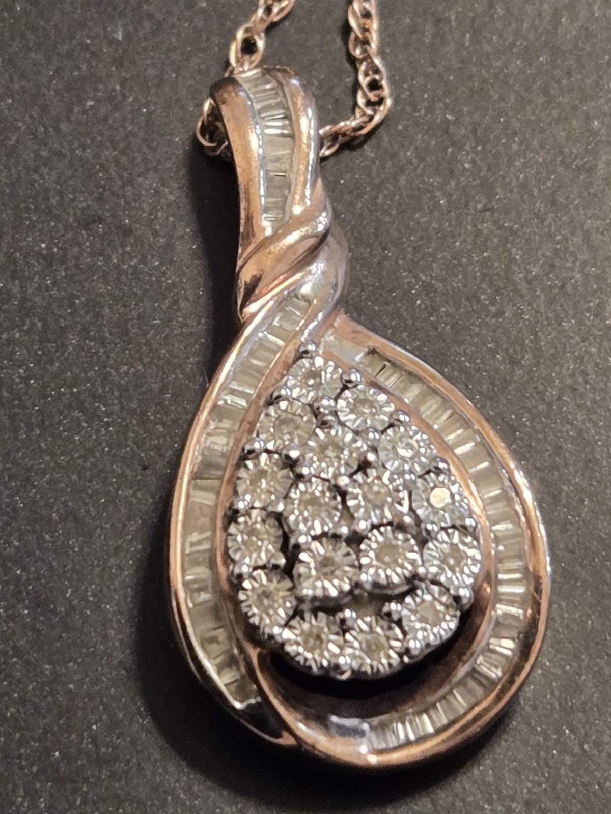 925 Sterling Silver Diamond Cluster InfinityPendant Necklace 18 Inch