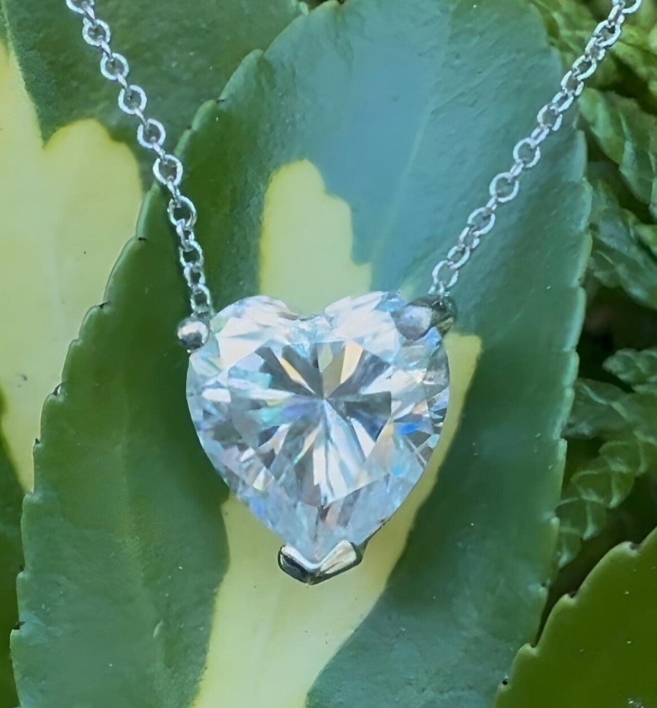 4Ct Heart-Cut EF/VS1 Lab Grown Diamond Prong Necklace& Pendant 14k White Gold
