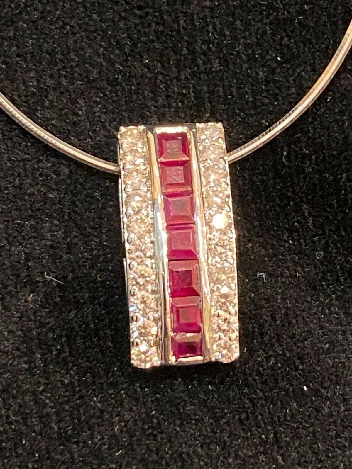 1.32 TCW F/VS1 Round Brilliant Cut Natural Diamonds Ruby Pendant 18K White Gold
