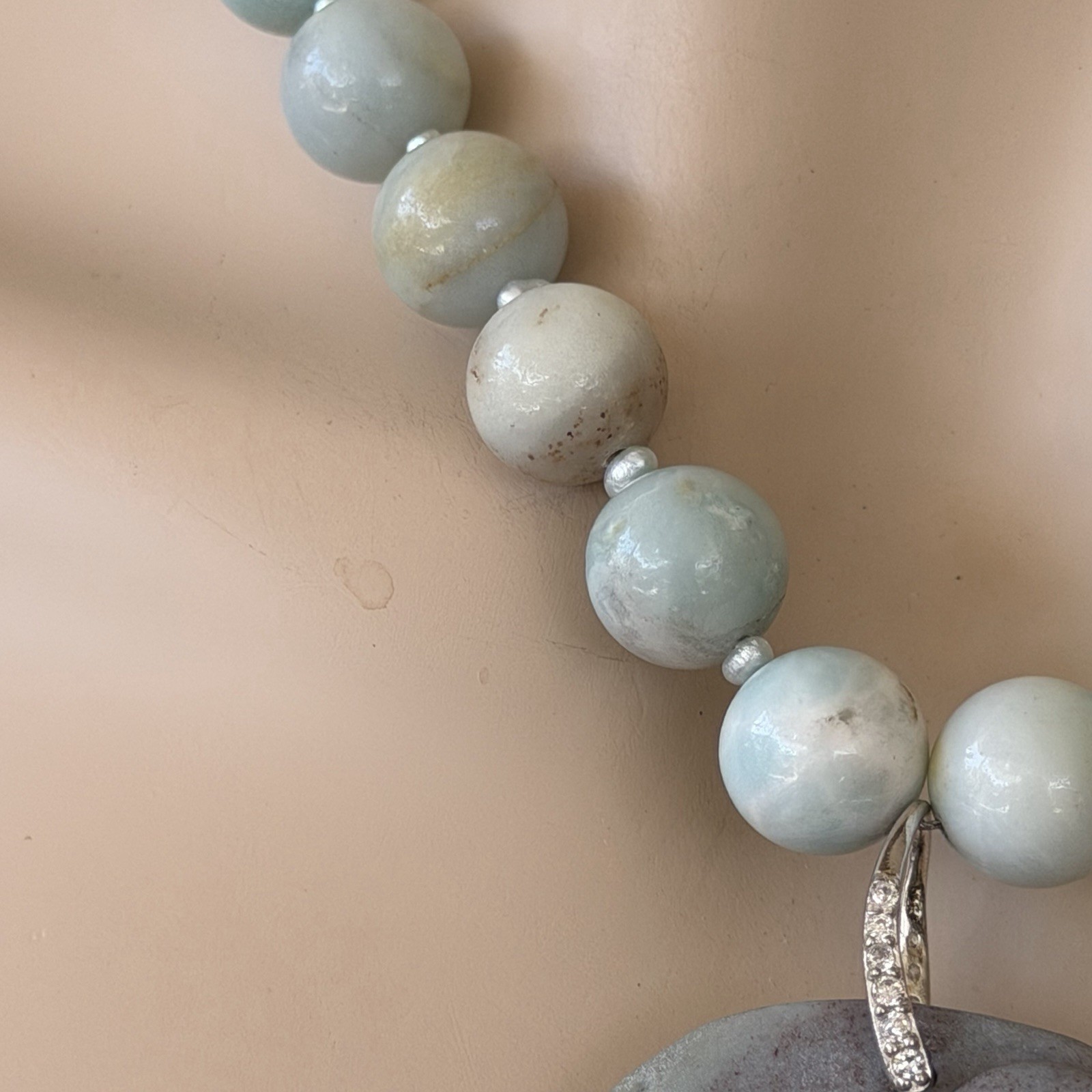HAND CARVED NATURAL JASPER LADY PENDANT AMAZONITE PEARL NECKLACE EARRING SET