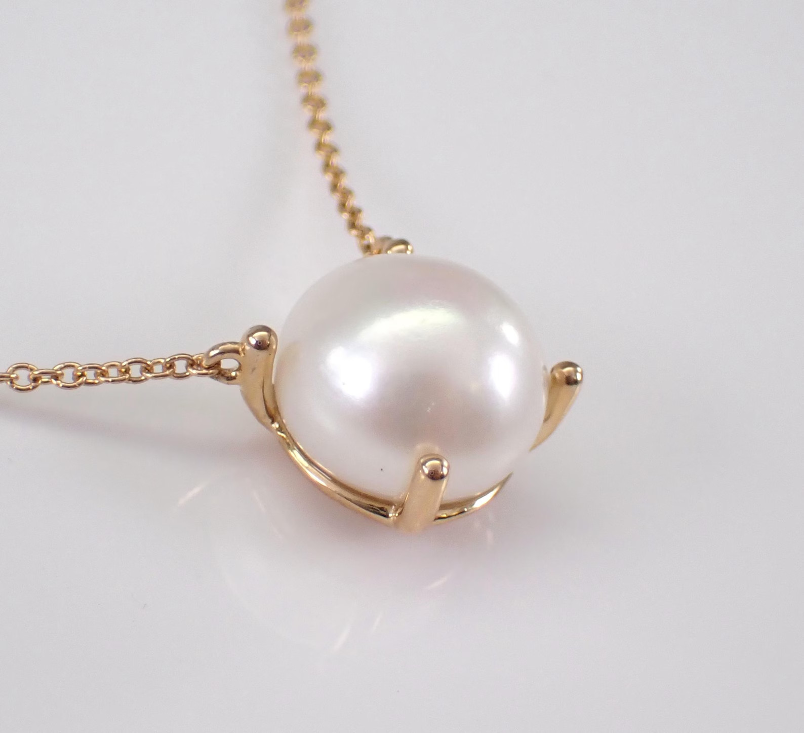 Classic Freshwater Pearl Solitaire Pendant Necklace 14K Yellow Gold Plated