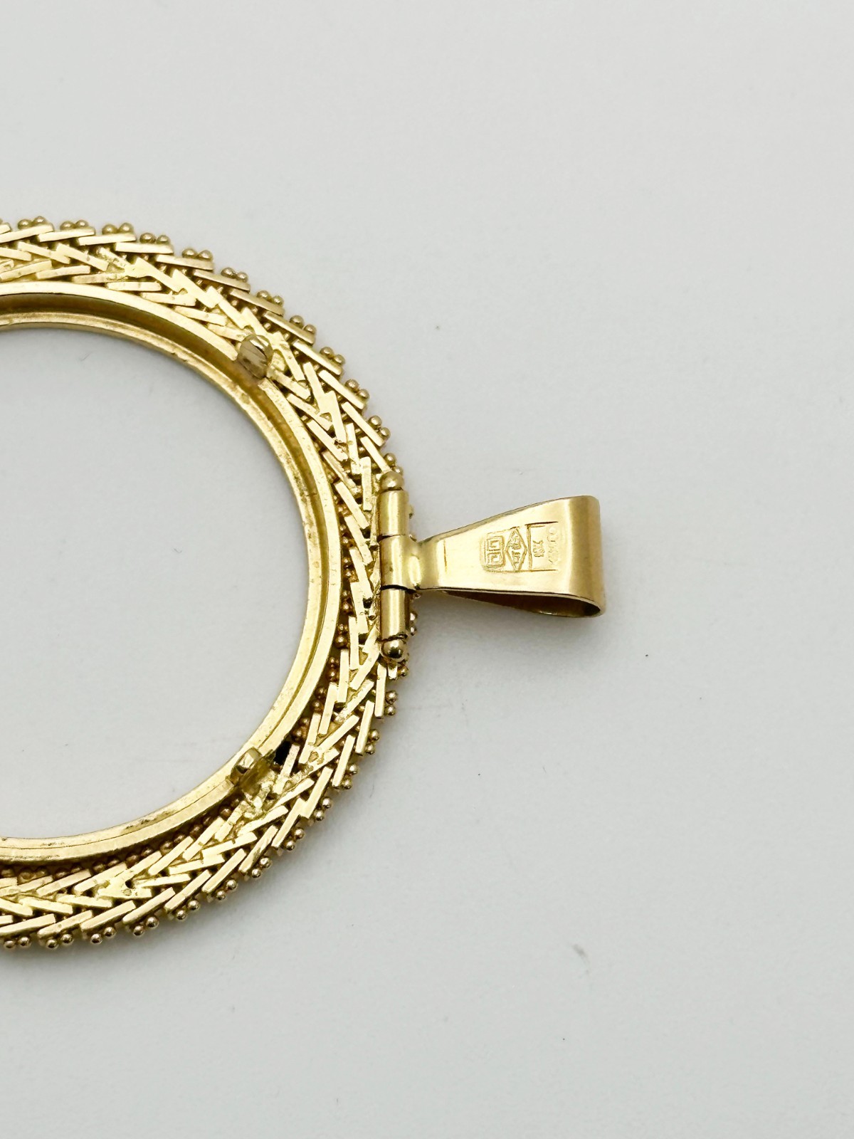 18K Yellow Gold Bezel for 20 Peso Coin BEZEL ONLY