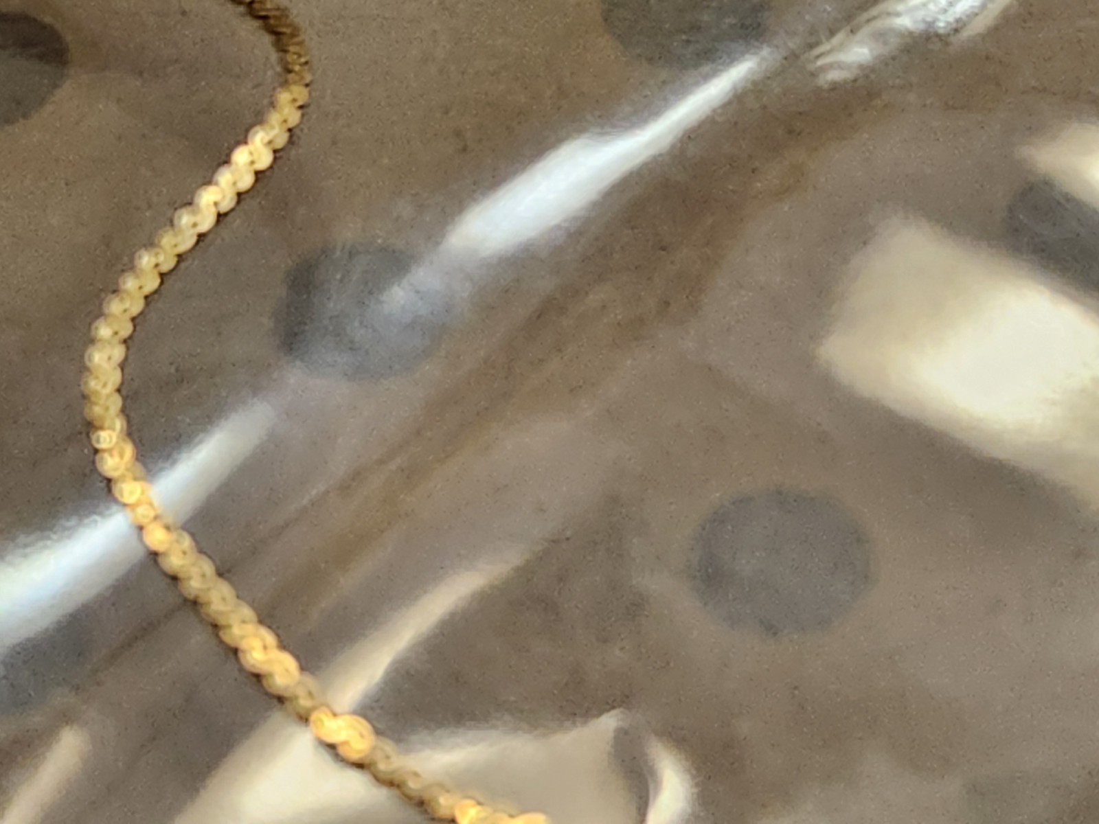 14k Gold Serpentine 17.5″ Thin Chain with 6 Tiny Beads 2 Grams Spring Ring