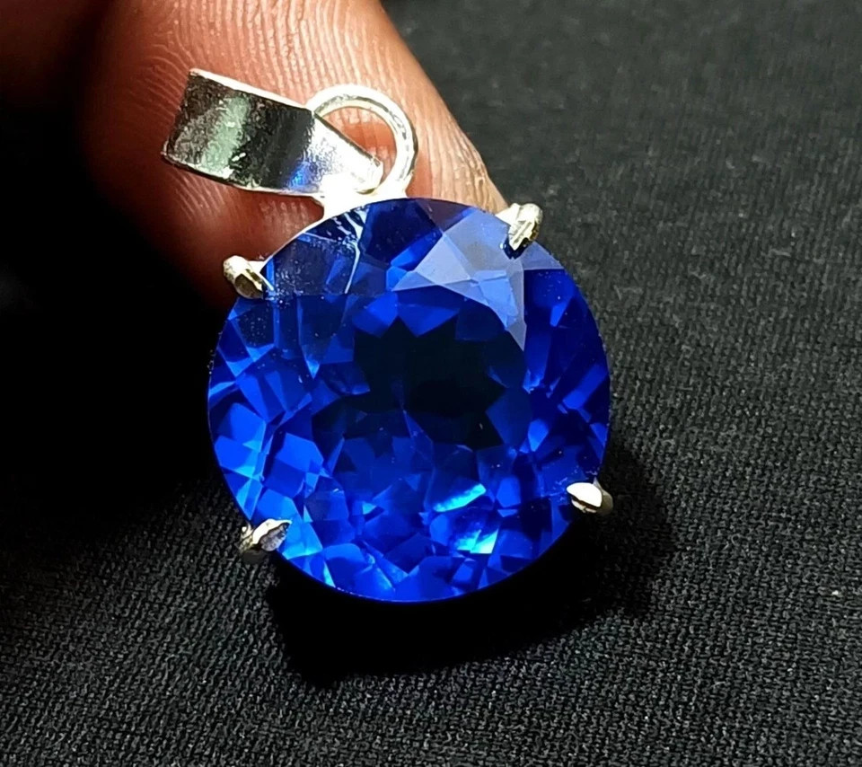 21 Ct Natural Blue Sapphire Certified Round Cut 925Solid Silver Pendant Gemstone