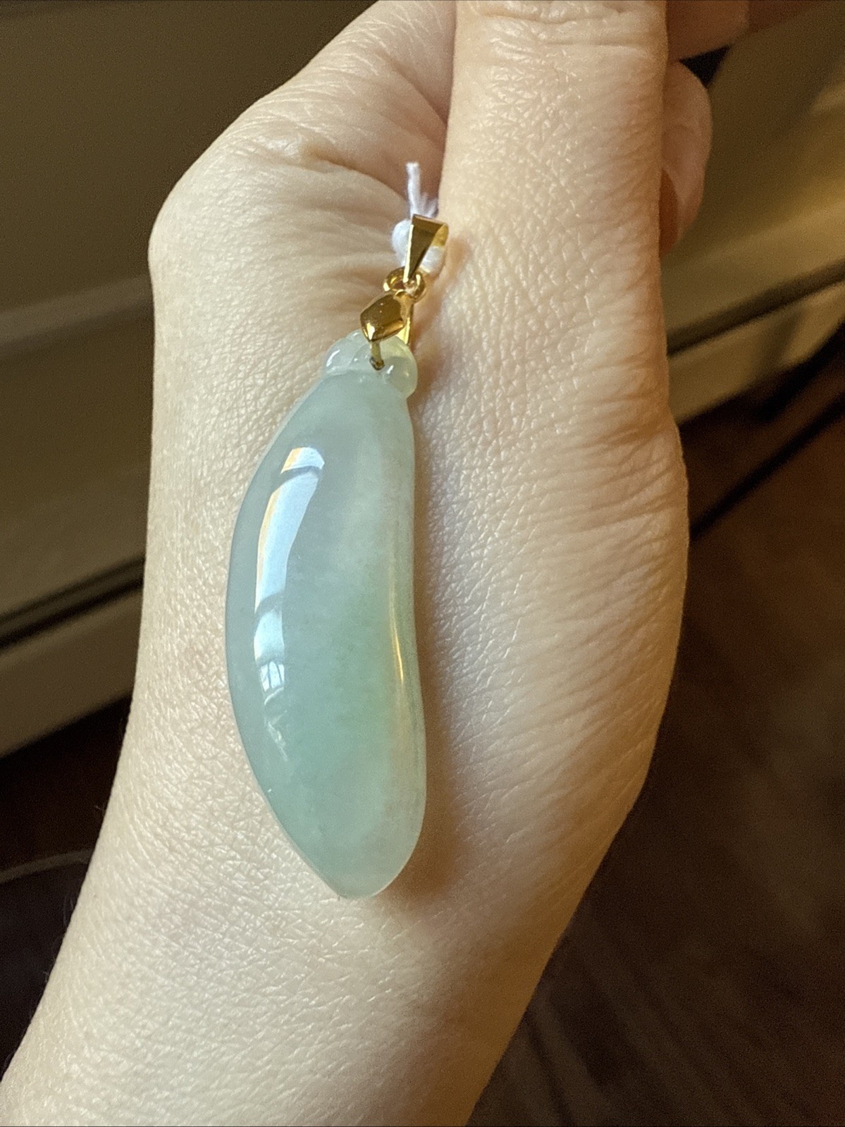 翡翠A貨 untreated Burma Myanmar Grade A Jadeite Jade 老坑冰种飘绿水头极好
