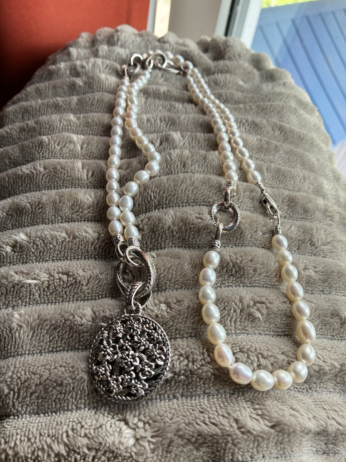 John Hardy Sterling Silver and Cultured Pearl Pendant Necklace 18″ Long
