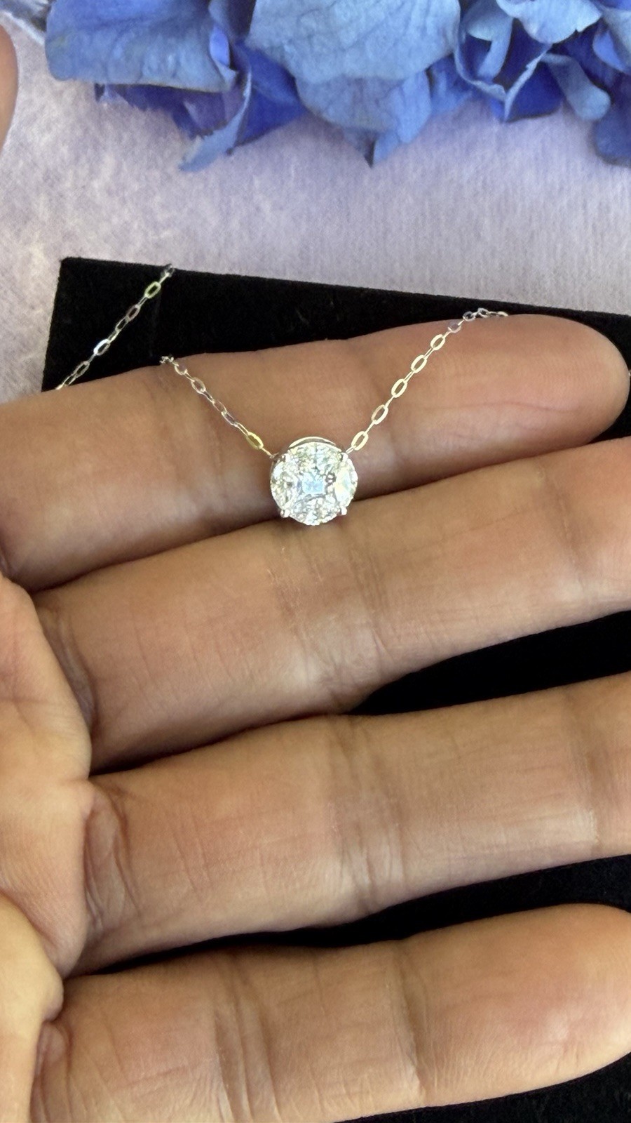 18K white gold Lab Grown Diamond Necklace with 0.50 carat diamond