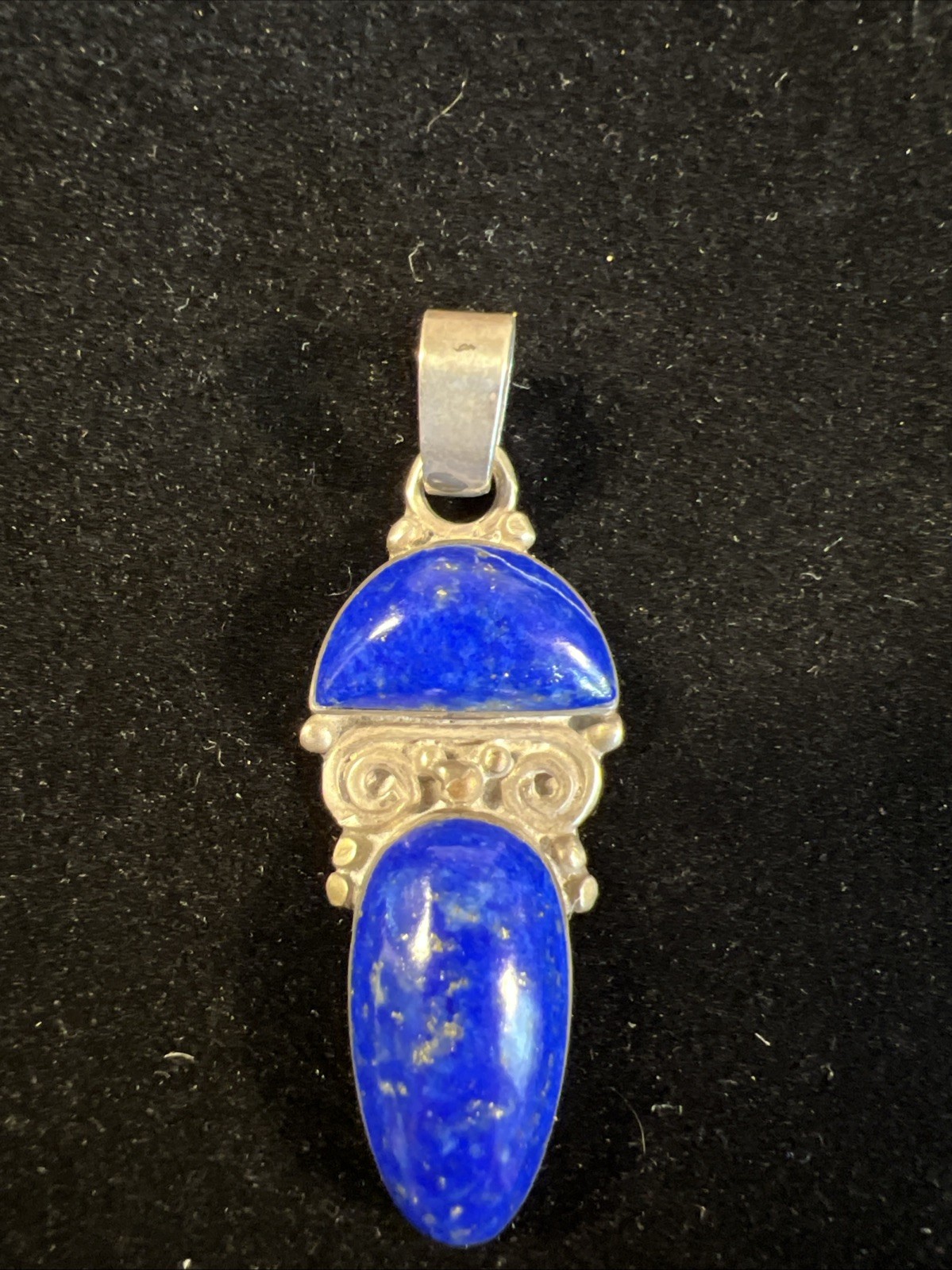 Unique Vintage Silver Metal Lapiz Lazuli 1.75 Pendant 7 Grams Not Marked