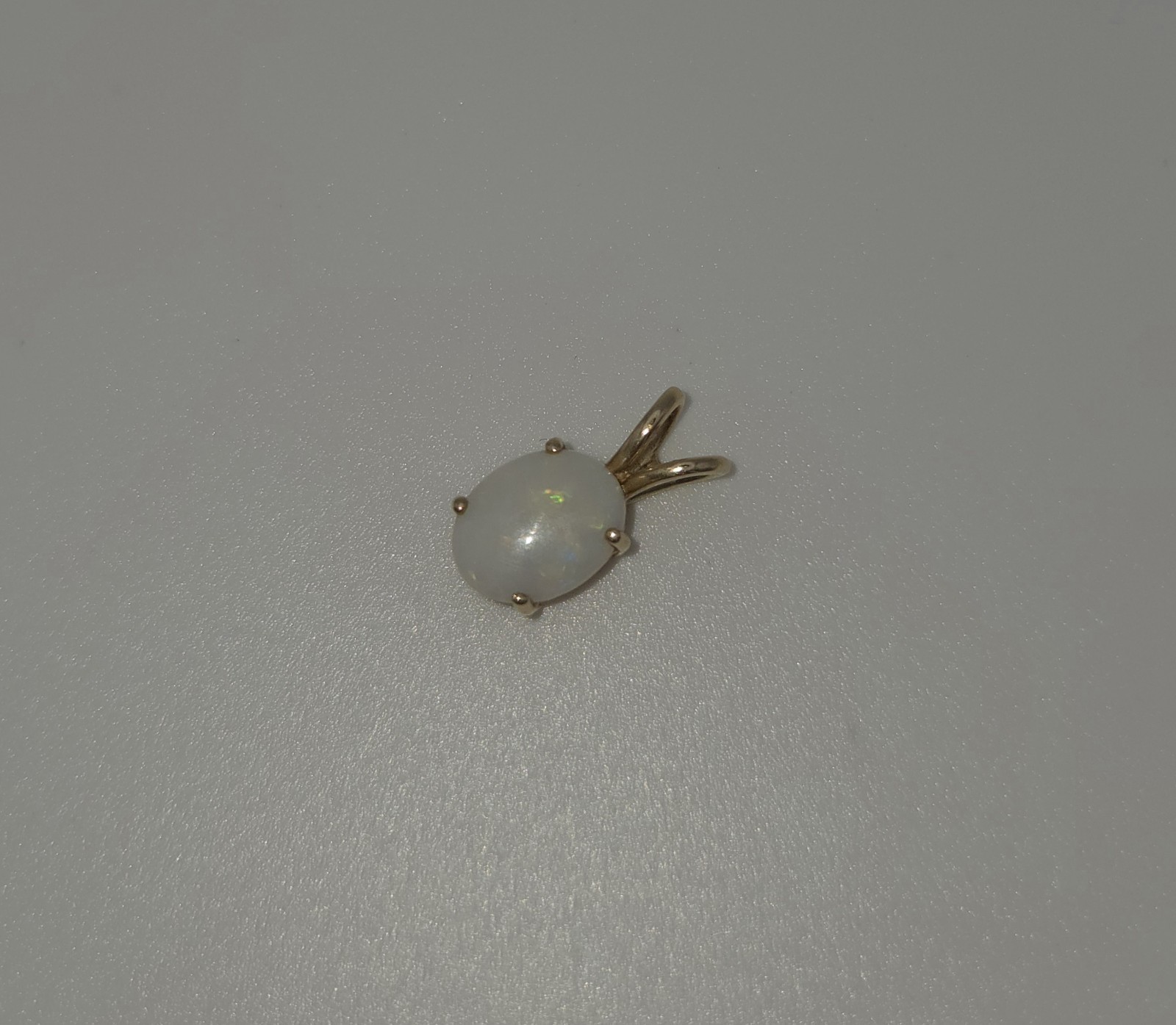 Solid 10k Gold Australian Coober Pedy Opal Pendant