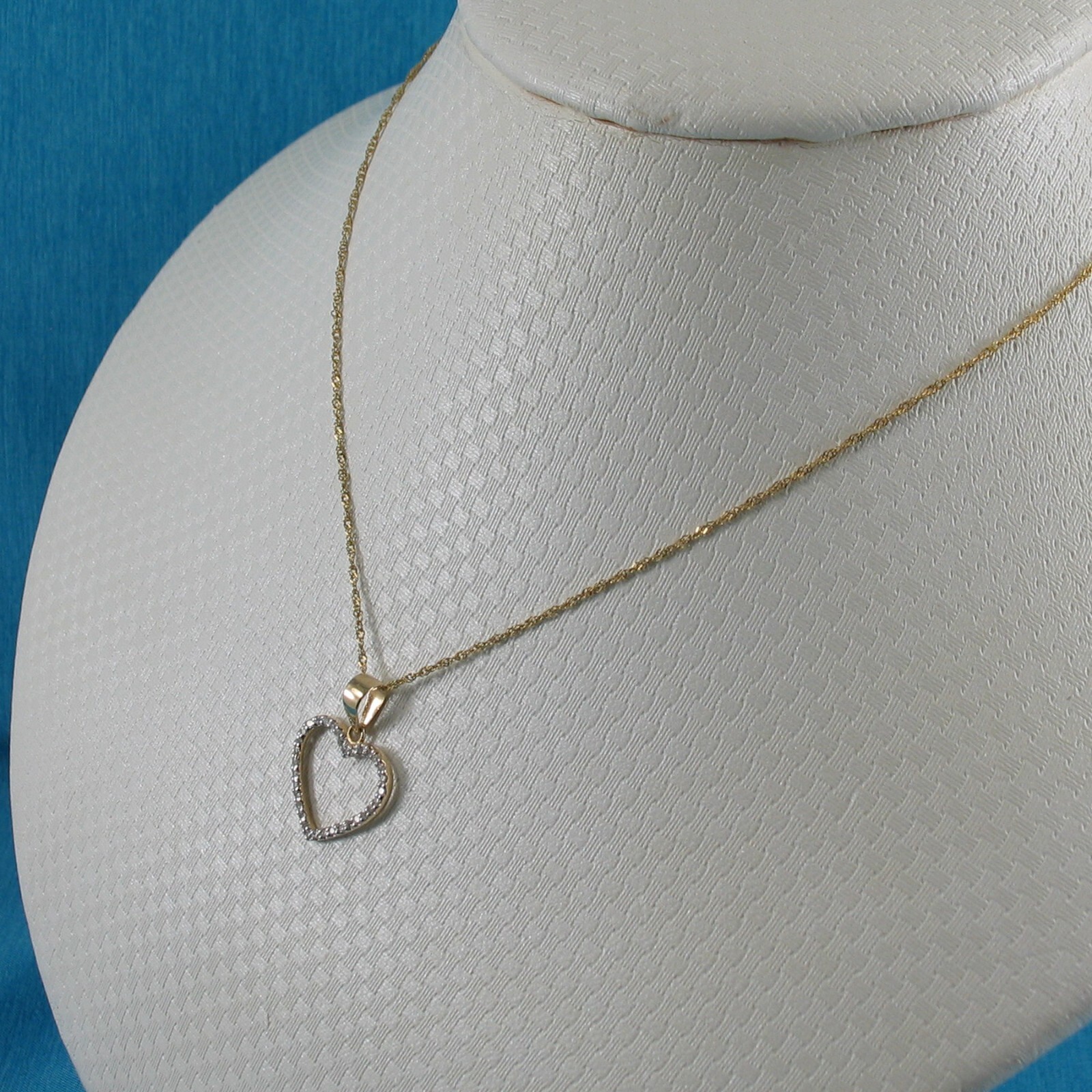 Beautiful & Love Heart 14kt Solid Yellow Gold Diamond Pendant Necklace