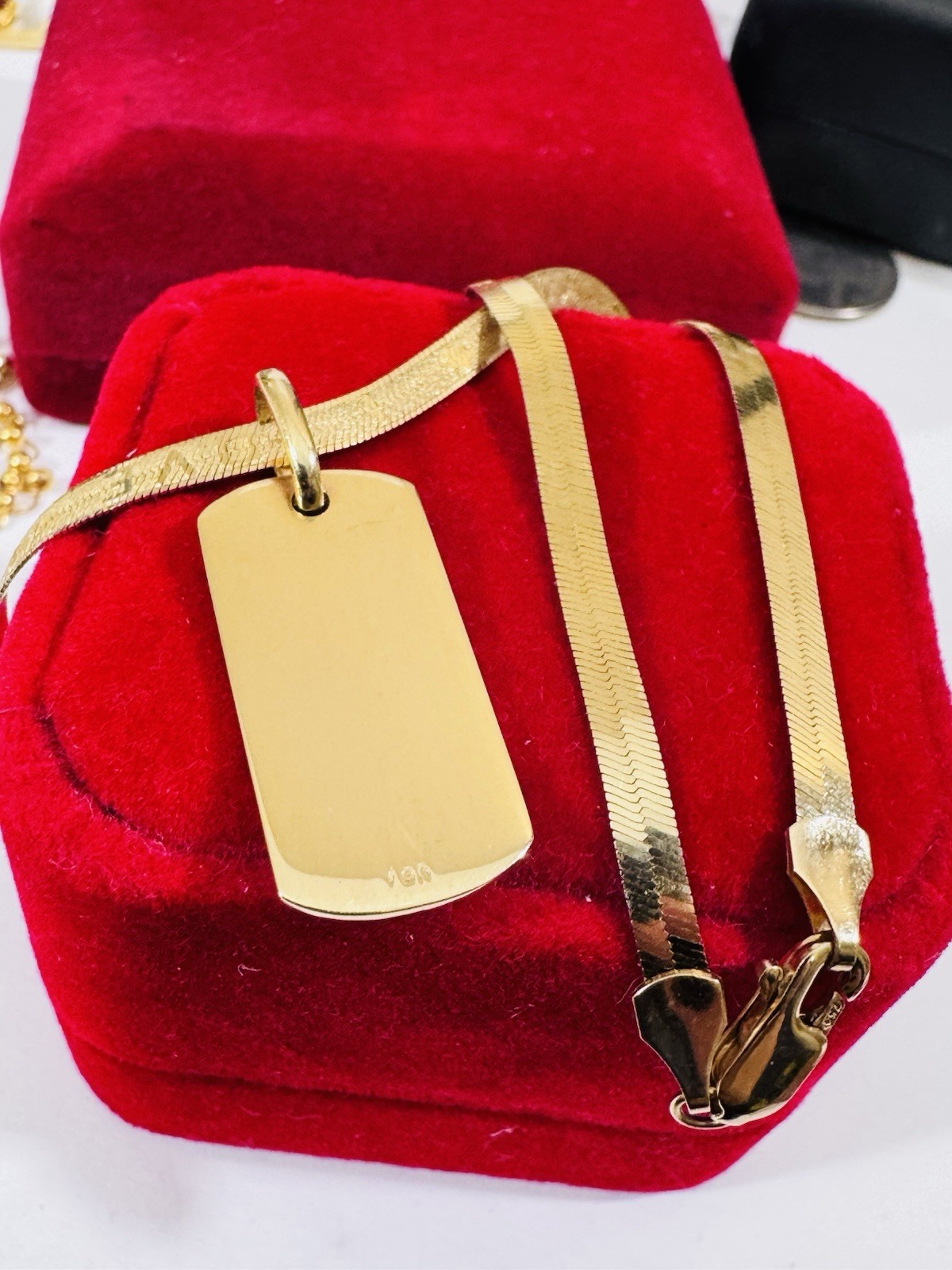 18K 750 Genuine Gold Rectangle Bar Necklace 17” Inch Long 12.4g 3.8mm