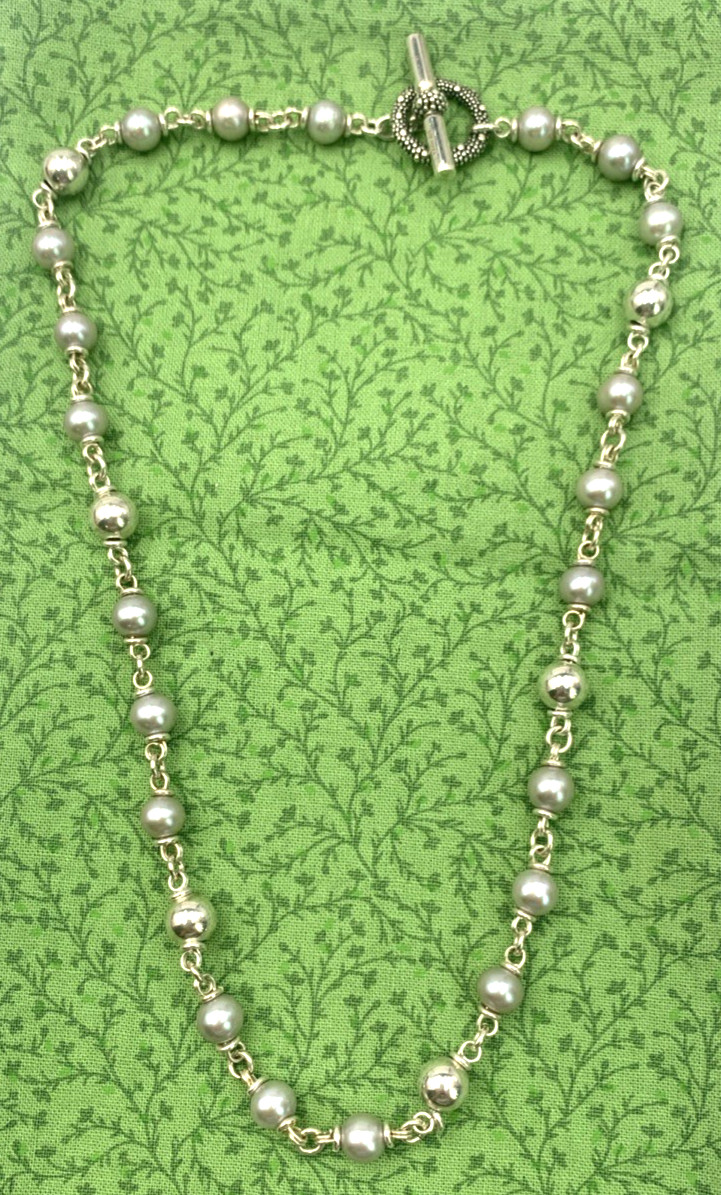 Michael Dawkins Sterling Silver and Gray Pearl Necklace 18″