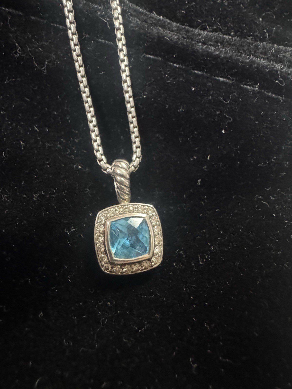 David Yurman Necklace with Blue Topaz and Diamonds 16-17″