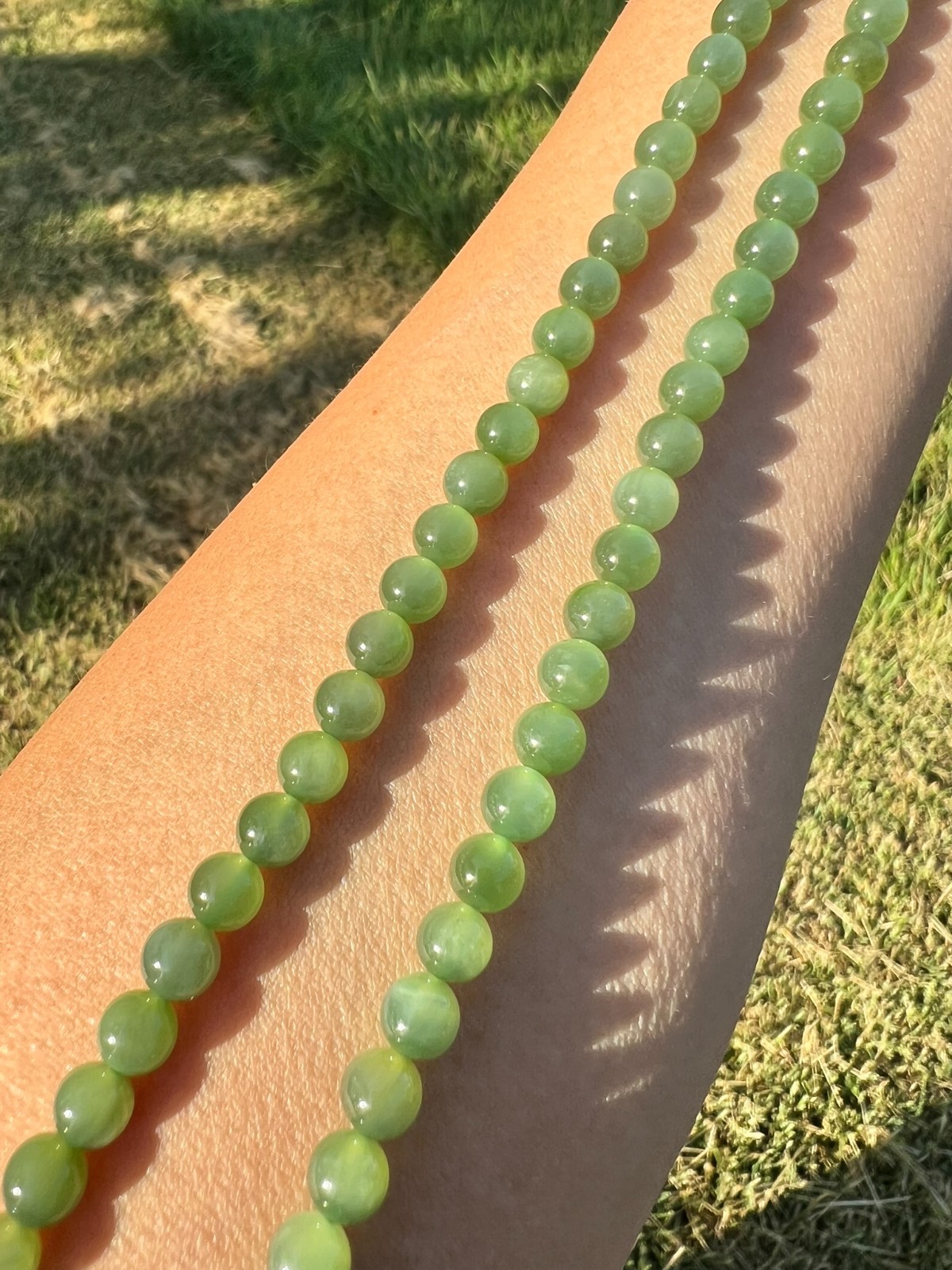 Cat’s-Eye 25″ Genuine Nephrite Jade 6mm Bead Necklace H408 b1