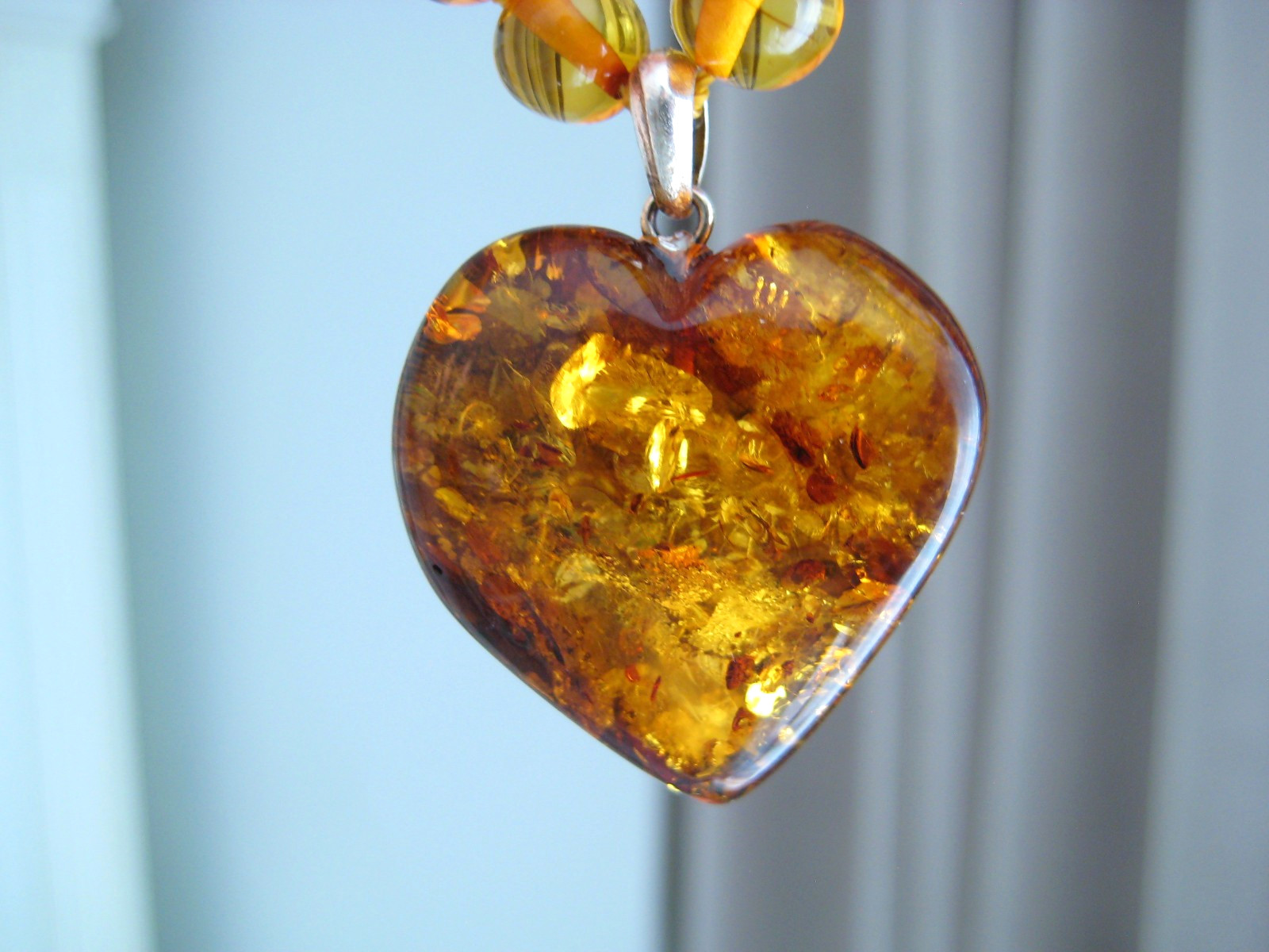 Genuine Cognac Amber Baltic Amber Necklace/Pendant Massive Heart 21 in 16 g. !!!