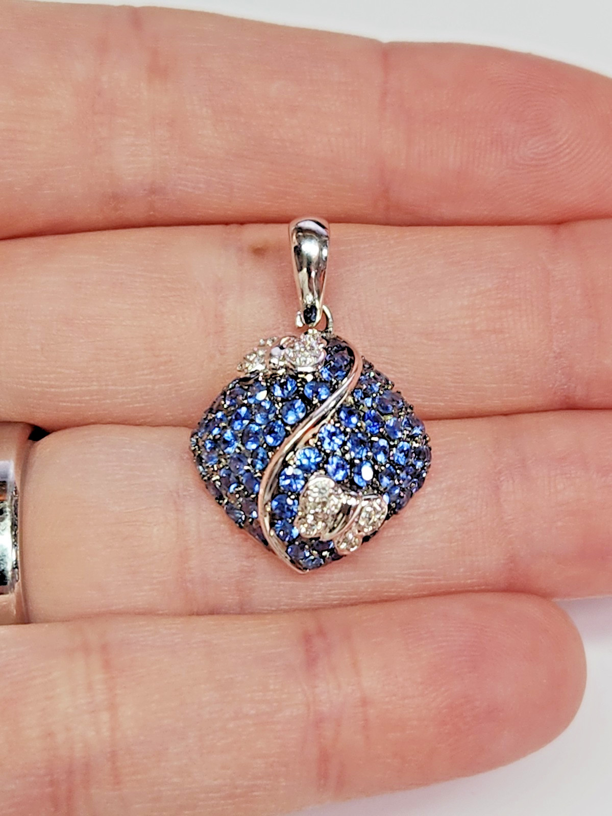 GORGEOUS 14kw Cushion Pave’ Blue Sapphire & Diamond Butterfly Accent Pendant