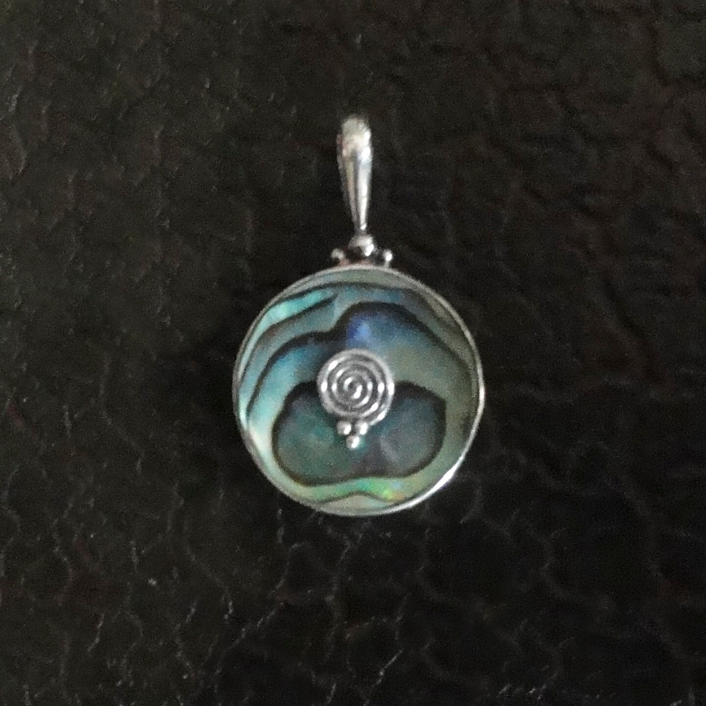 VTG Sajen Abalone Sterling Silver Round Pendant Swirl Green Blue 1-1/16″ Long
