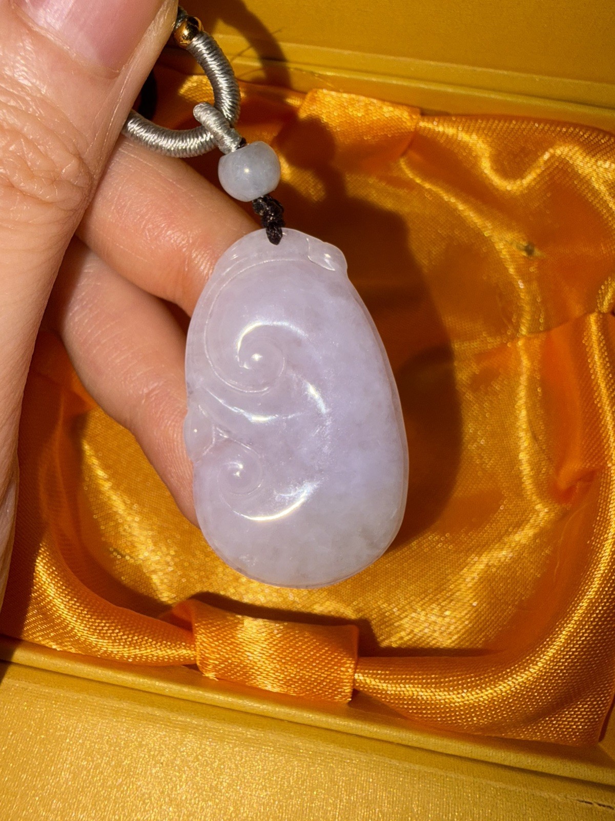 Untreated Burma Myanmar Grade A Jadeite LAVENDER Carved Ruyi纯天然翡翠A货水潤通透紫羅蘭如意 种水