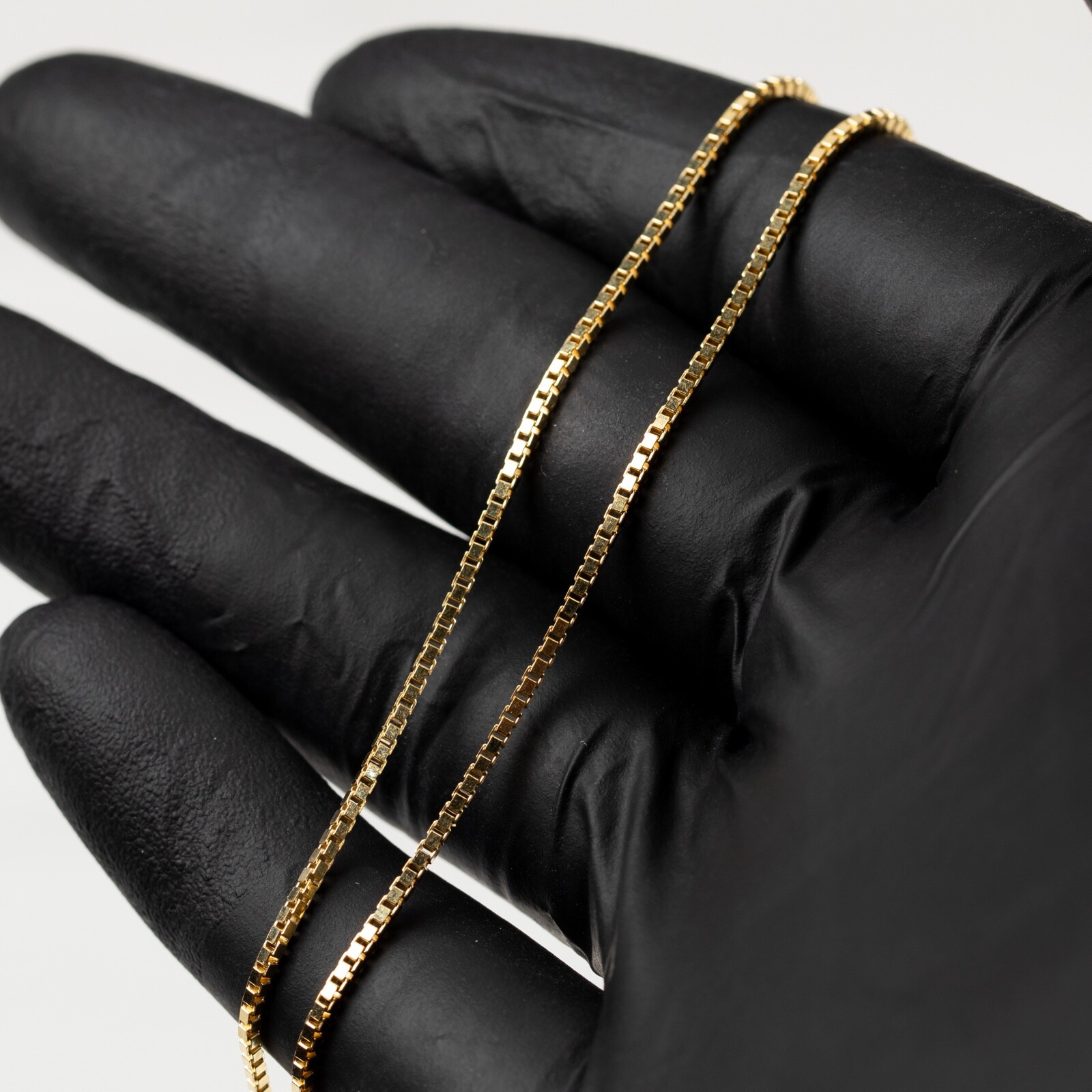 10K Yellow Gold Real Solid 1.4mm 18 Inch length Box Chain Necklace