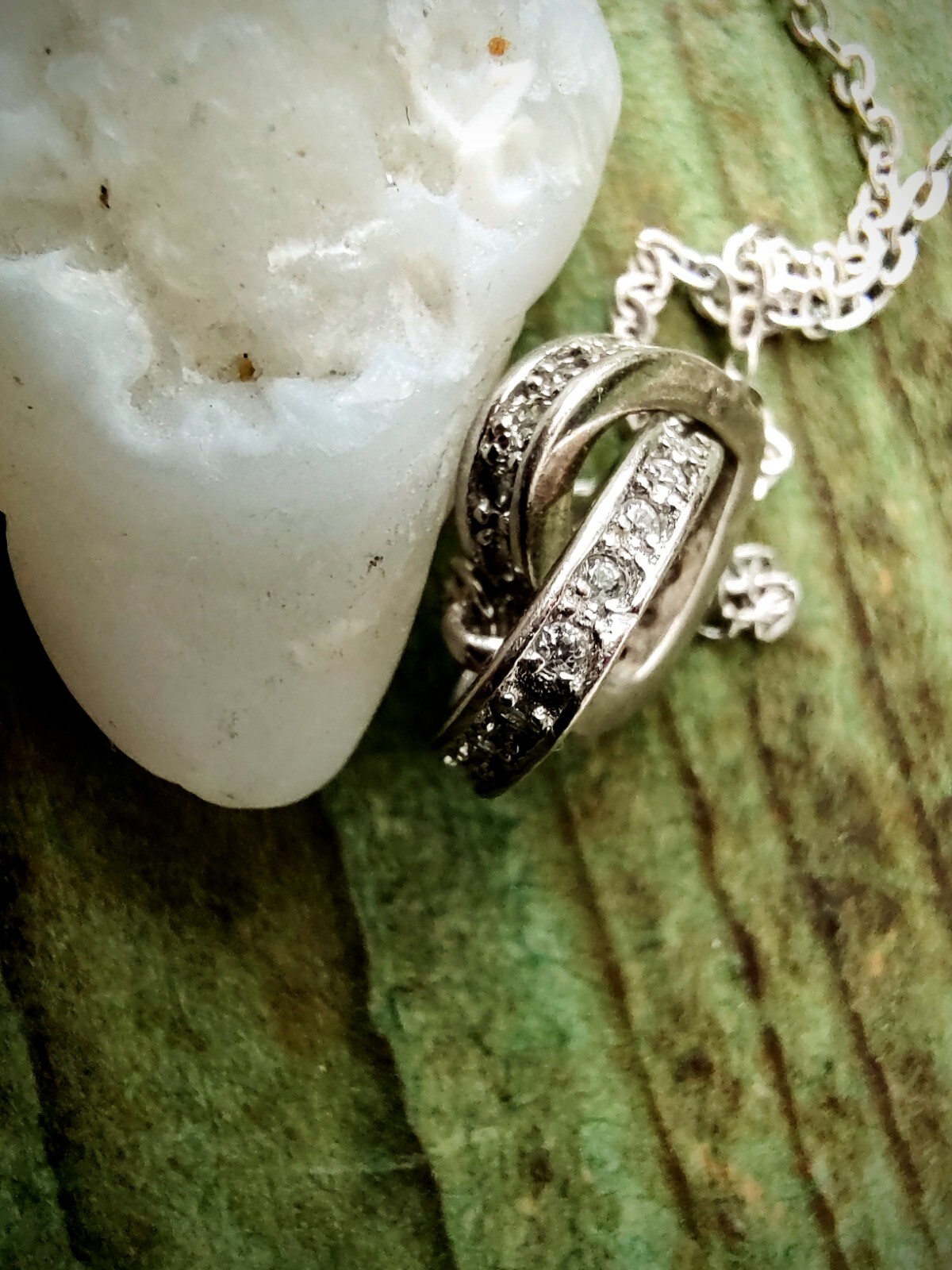 Lovely & Fancy 2 interlocked Hearts with White Clear Stones Choker ~925 Sterling