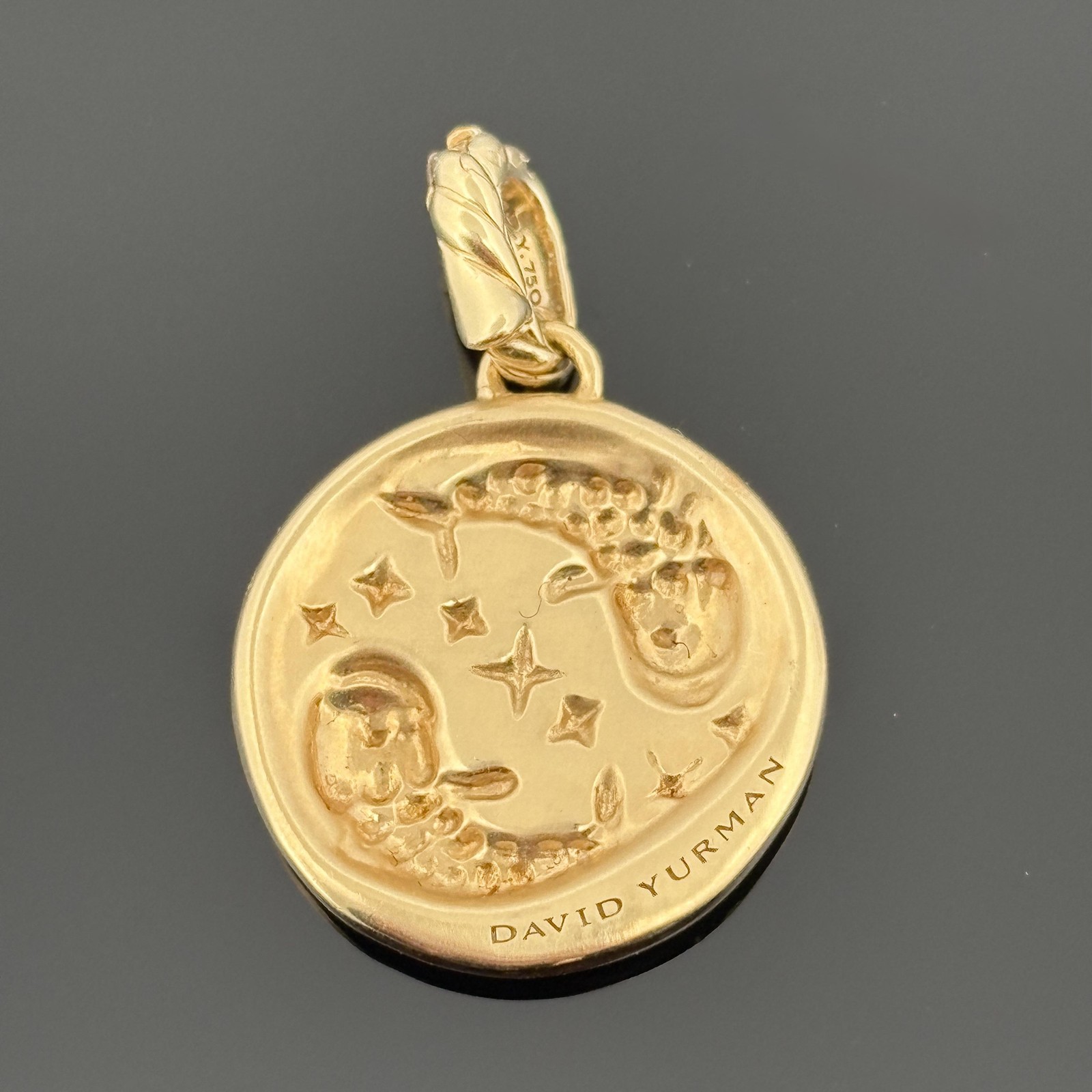 David Yurman Pisces Amulet Pendant 18K Yellow Gold with Diamonds, 19mm