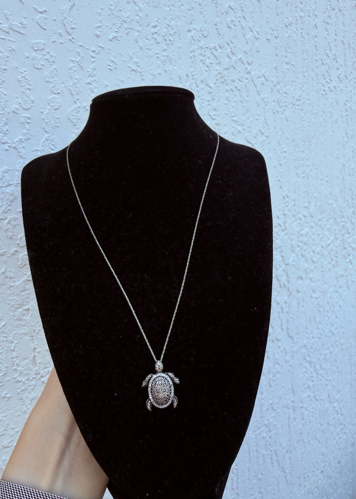 10K White Gold Diamond Sea Turtle Pendant Necklace Natural Diamonds