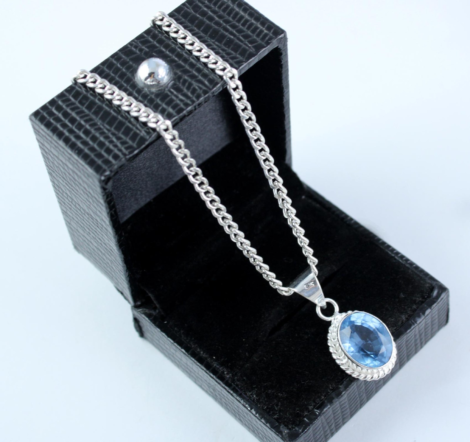 15.65 Ct Natural Swiss Blue Topaz Oval Gems Certified Women Pendant Wedding Gift