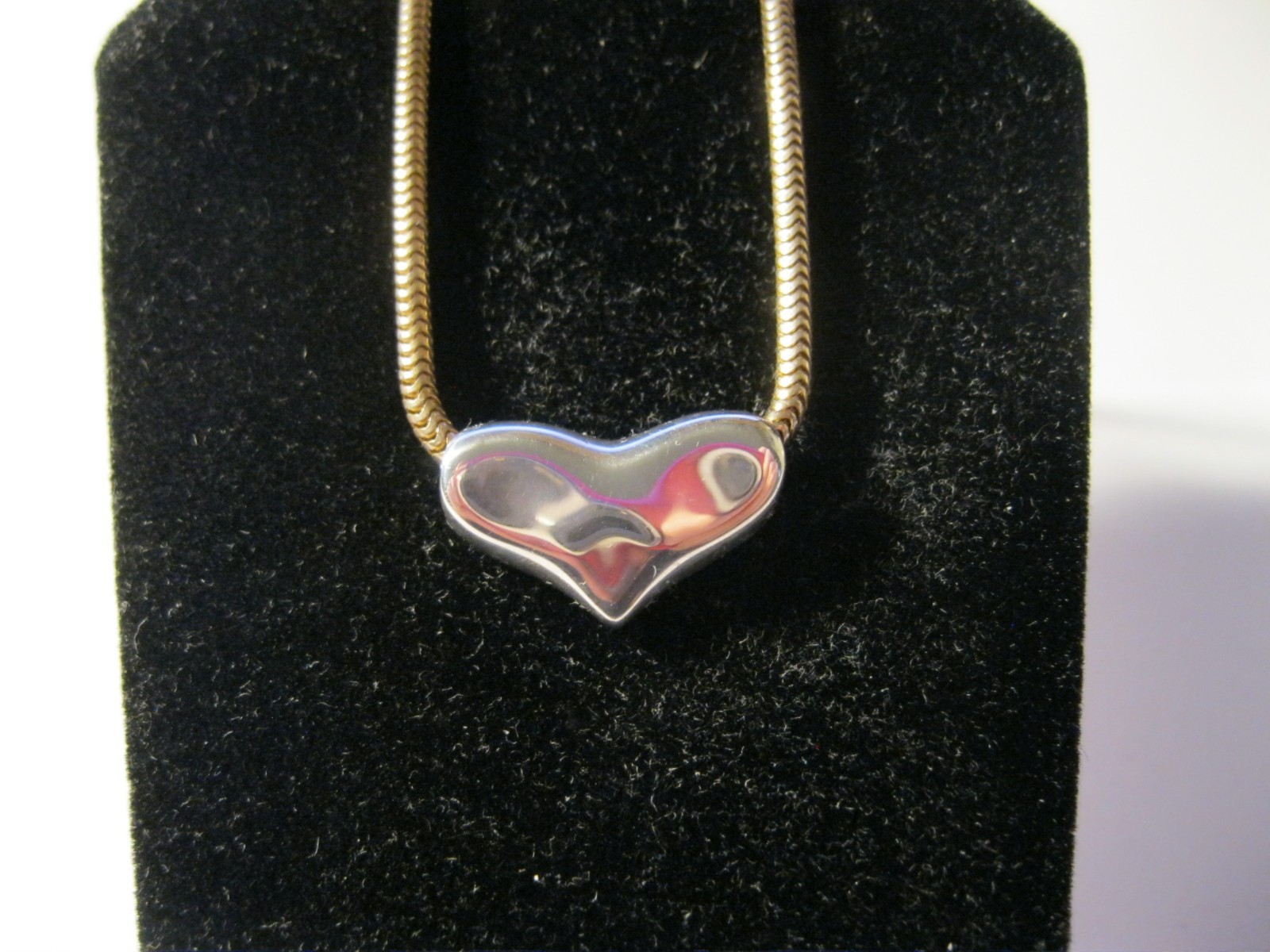 999 FINE SILVER SNAKE CHAIN NECKLACE W/HAMMERED SLIDE HEART PENDANT! 16″ LONG