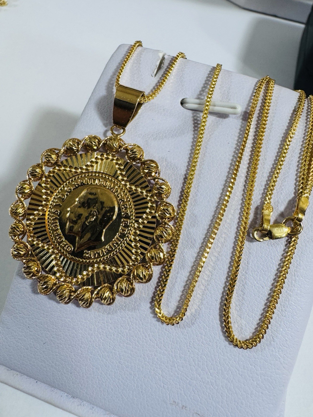 Saudi 22K 916 Real Pure Solid Gold Round Coin Set Necklace 20” Long 10.7g 1.6mm