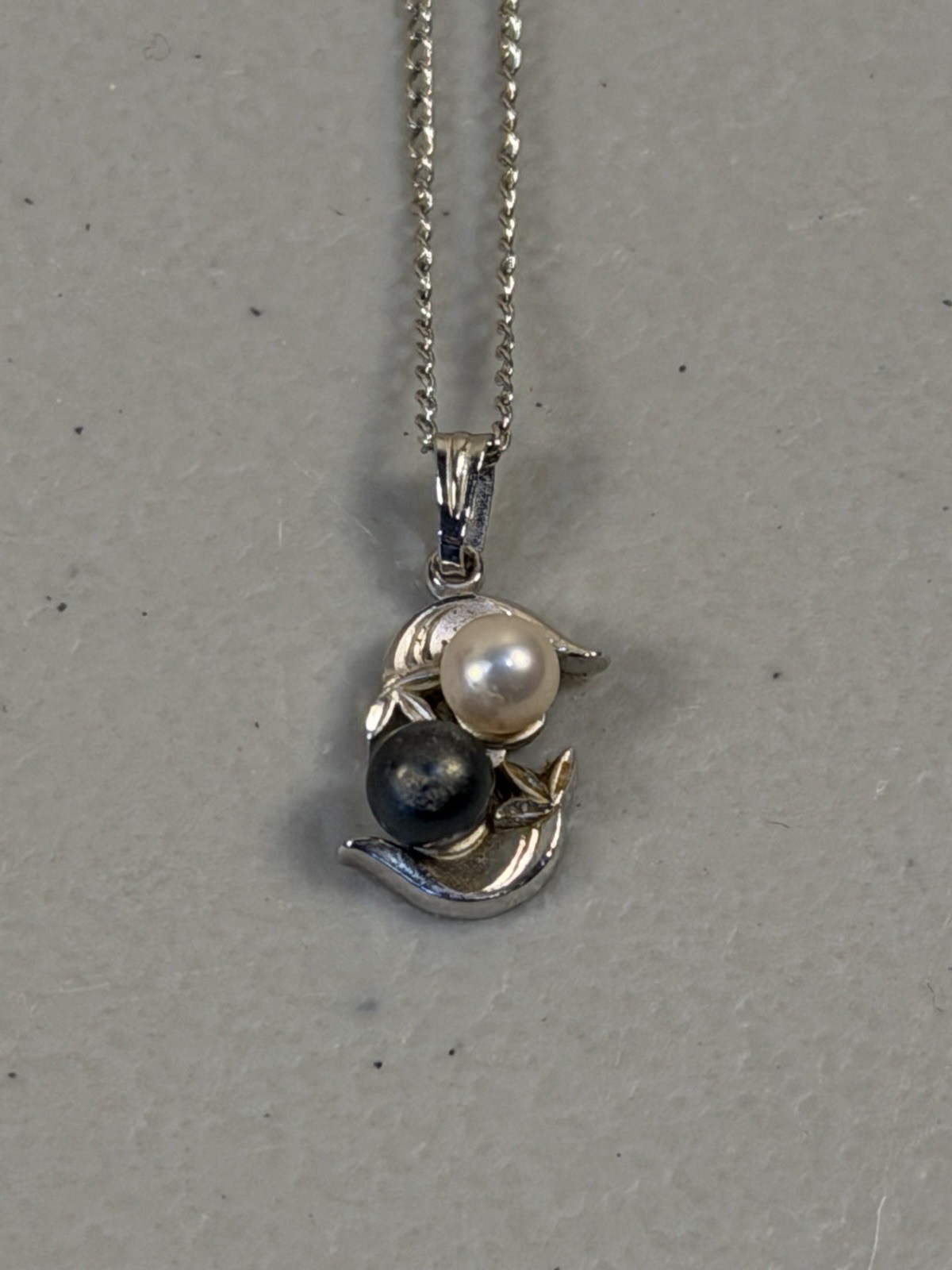 Sterling Japanese AKOYA Black/White PEARL Sail Pendant Necklace 16”