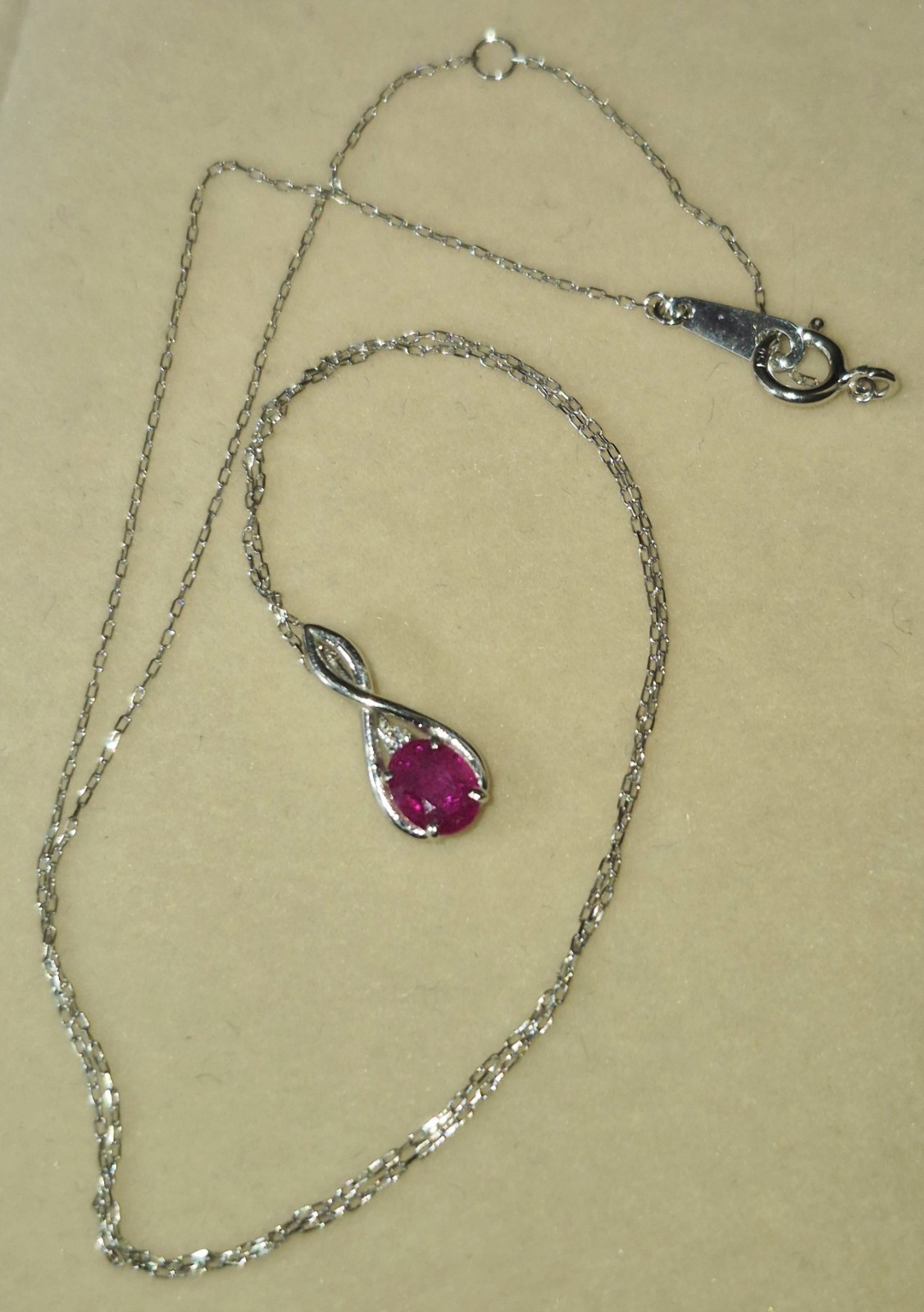 BEAUTIFUL 18k GOLD NATURAL RED RUBY & DIAMOND PENDANT 16″ NECKLACE W/CERTIFICATE