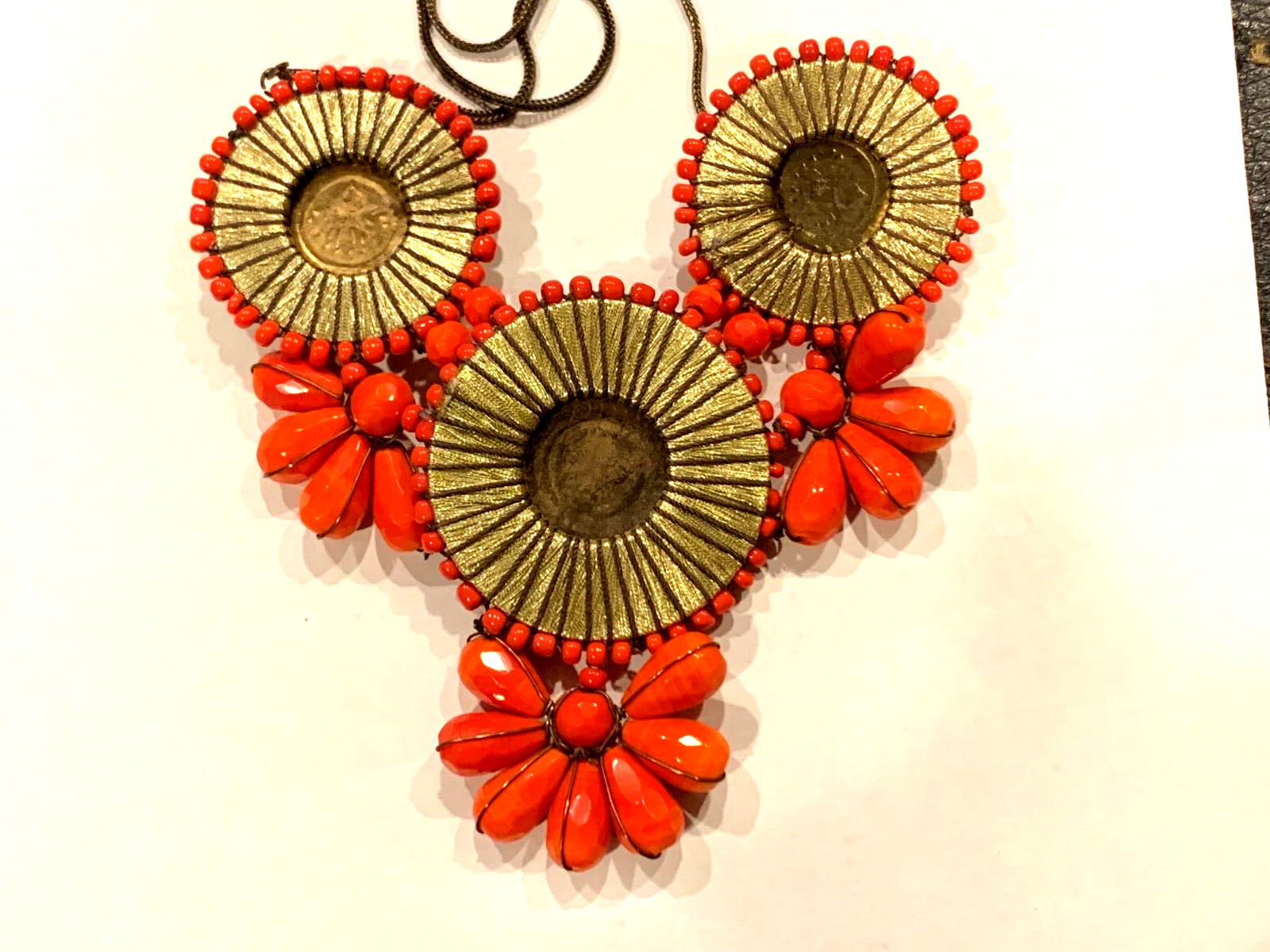 VERY BEAUTIFUL ORANG ART GLASS & SPETIAL METAL WORK NECKLACE