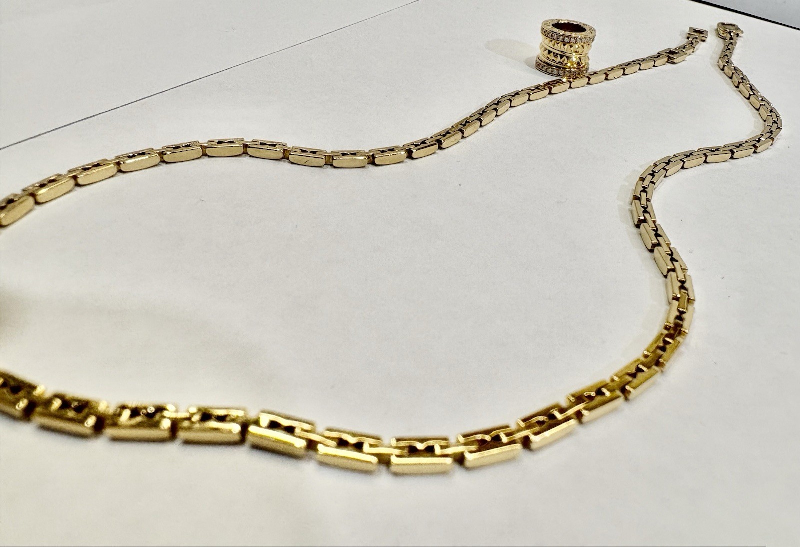 bvlgari B.zero1 Gold Necklace thick chain model