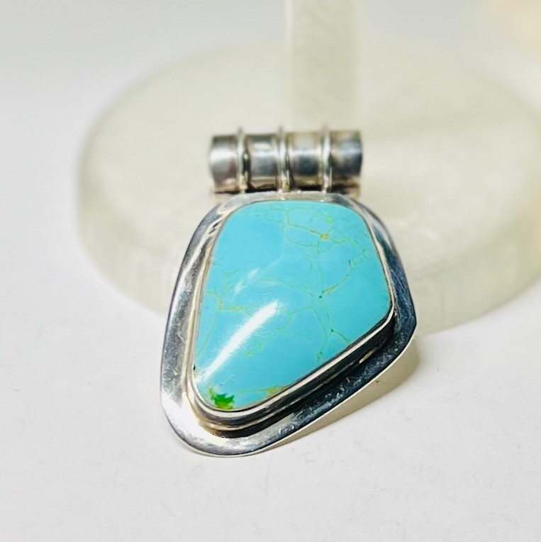 Vintage Large Sterling 925 Turquiose Freeform Pendant Large Bale 20 grams