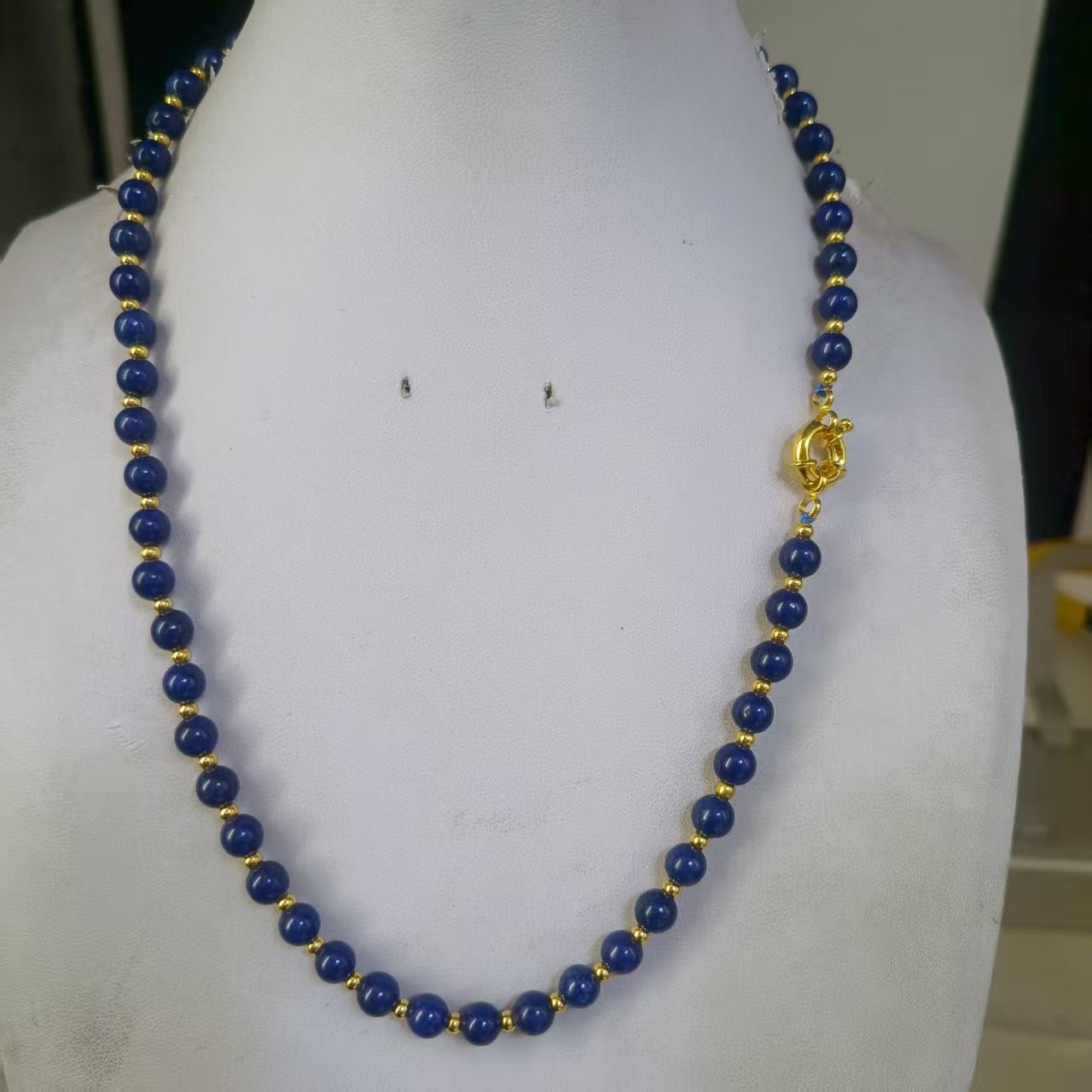 Beautiful 6mm Blue Lapis Lazuli Gold Choker Beaded Necklace Round Gemstone 18″
