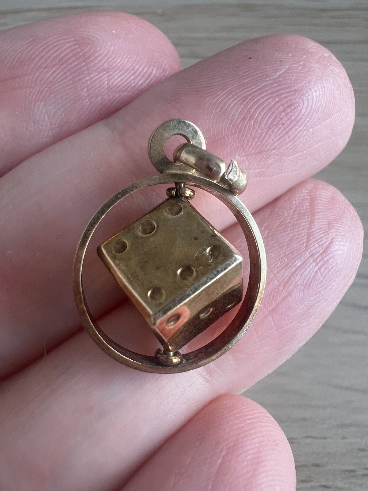 Vintage Unoaerre 9ct Italian Gold Rotating Lucky Dice Charm/Pendant 2.3g, 2cm