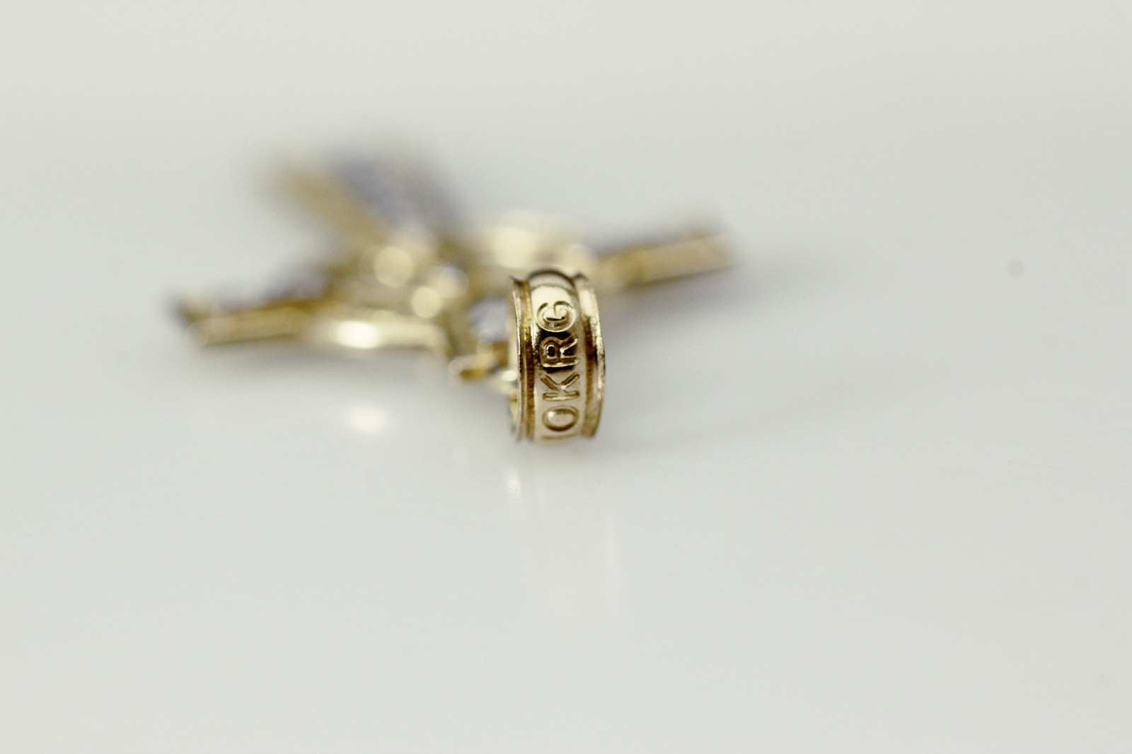 10k Yellow & White Gold Celtic Cross Charm/Pendant 1 Gram (PEN)9934